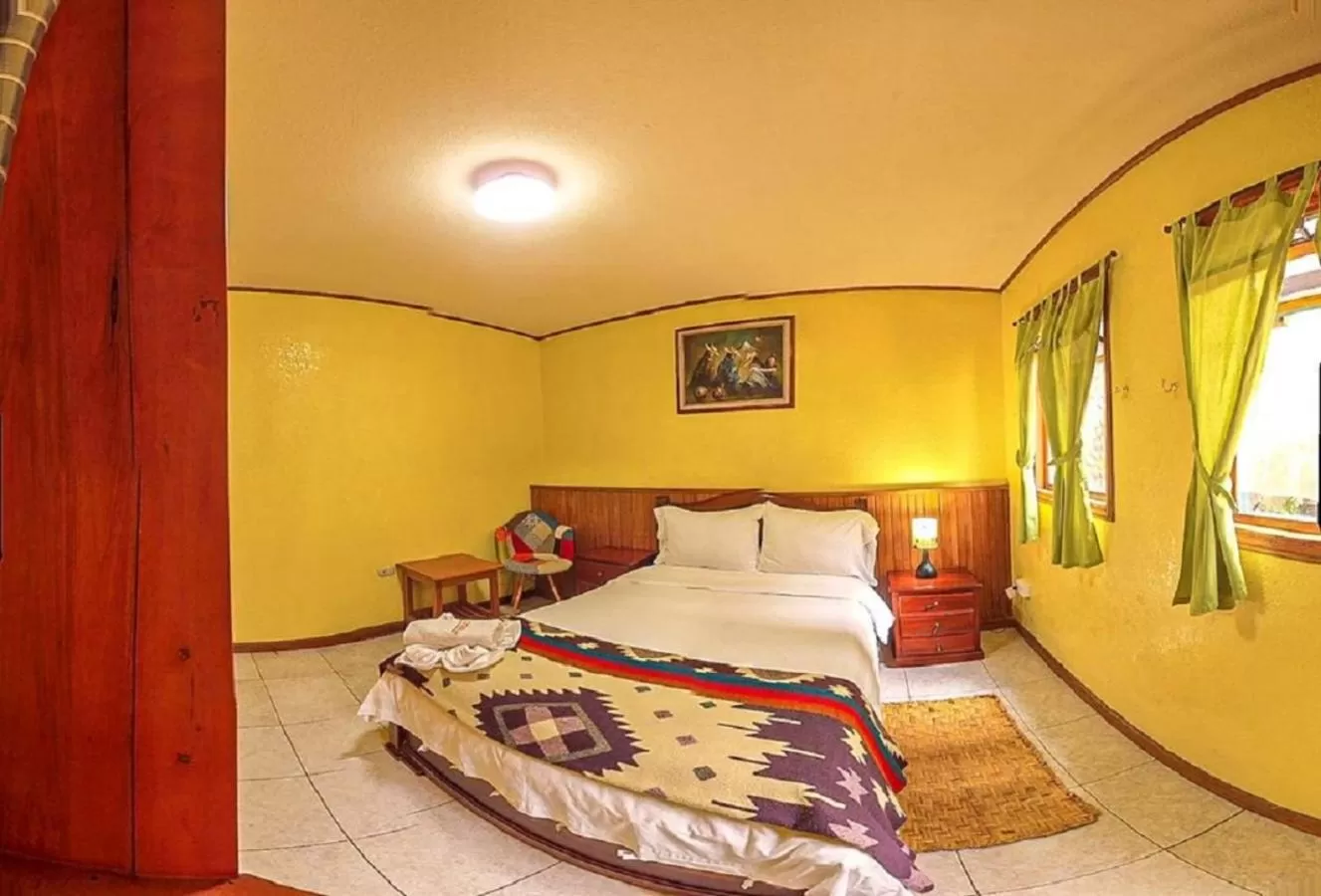 People, Bed in La Casa del Molino Blanco B&B