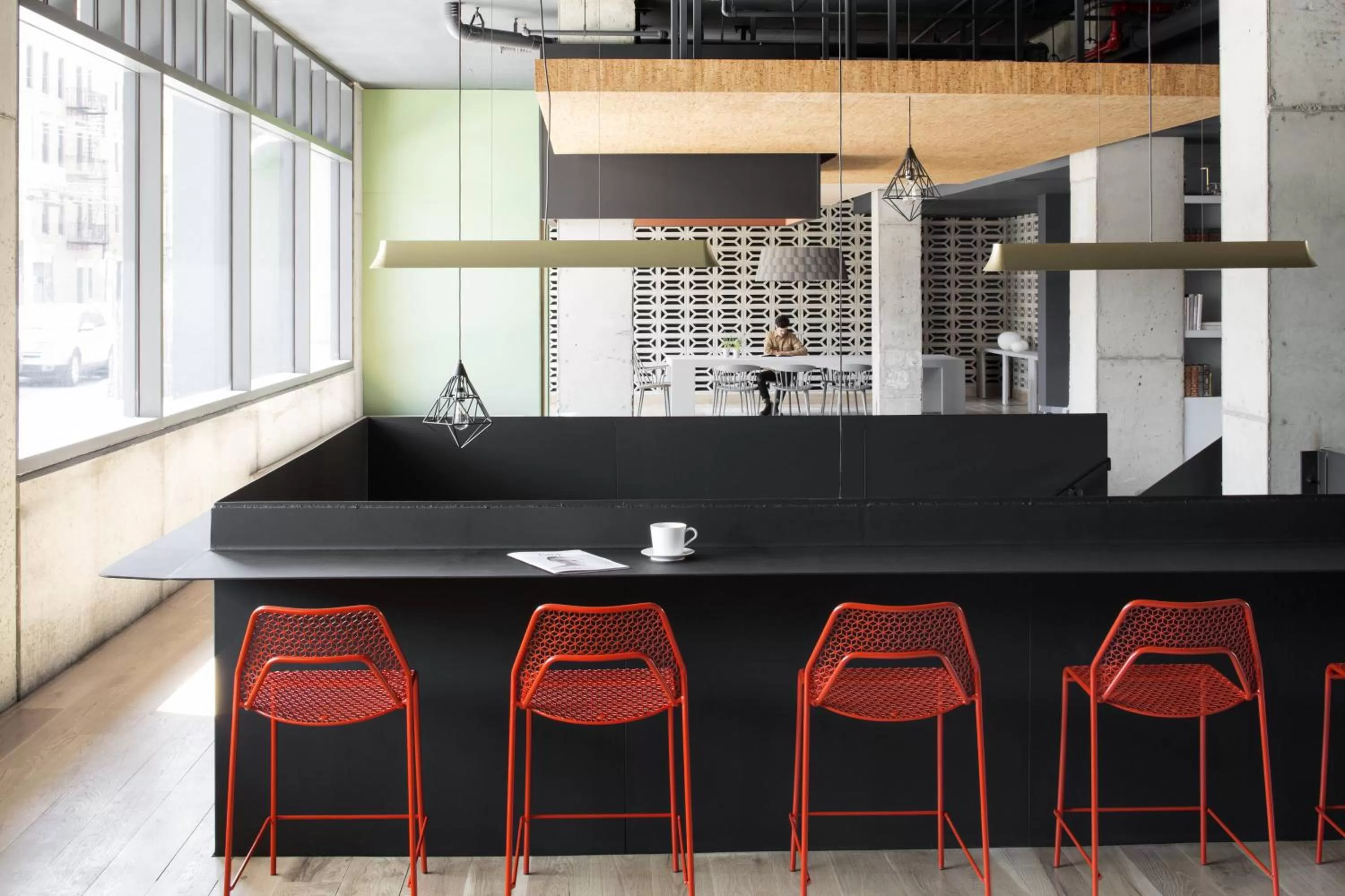 Restaurant/places to eat in Boro Hotel