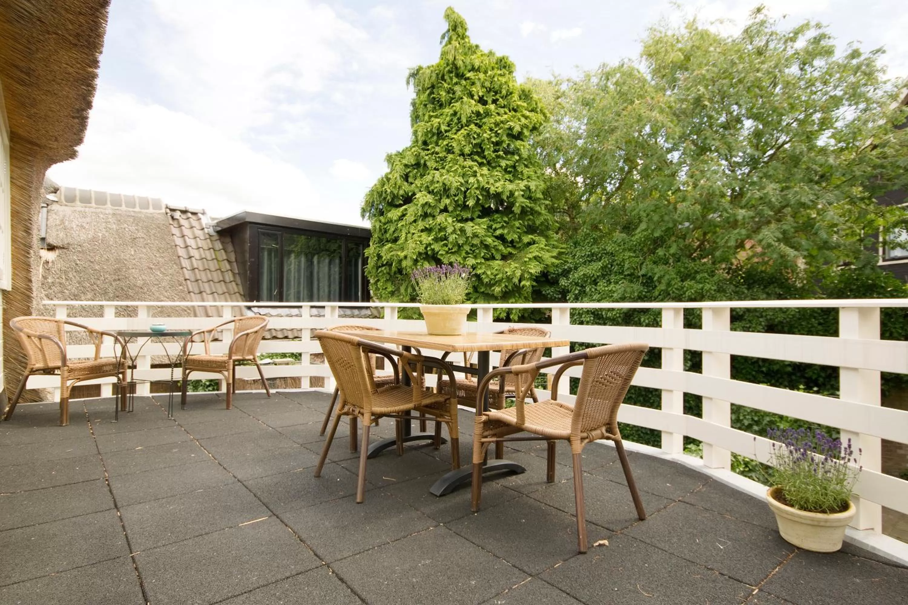Balcony/Terrace in "Karel de Grote" Bergen