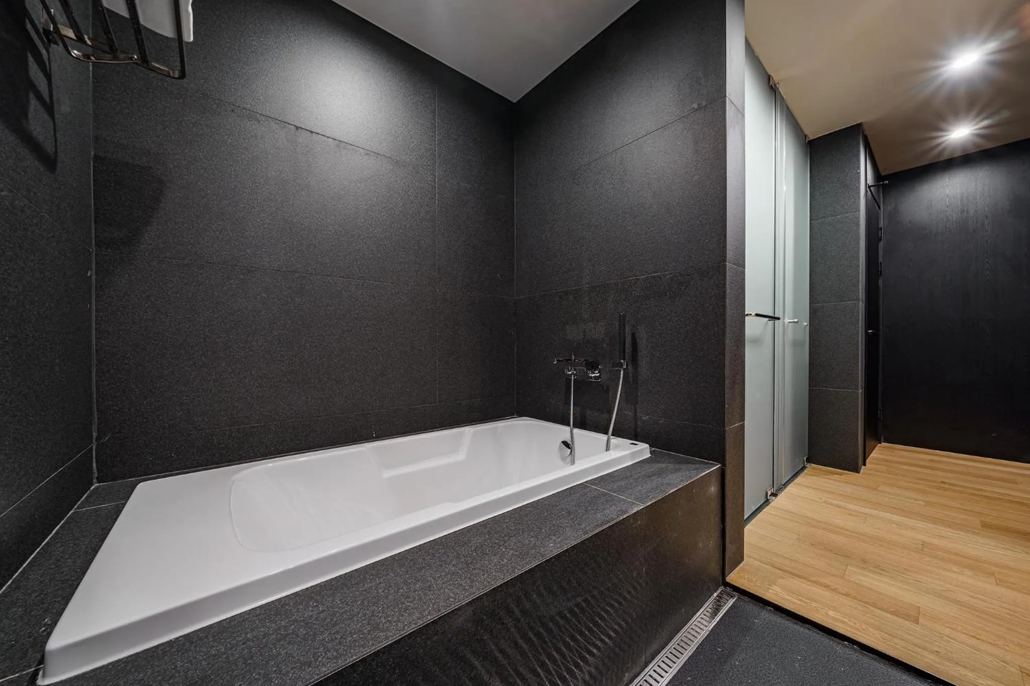 Bathroom in Amare Hotel Jongno
