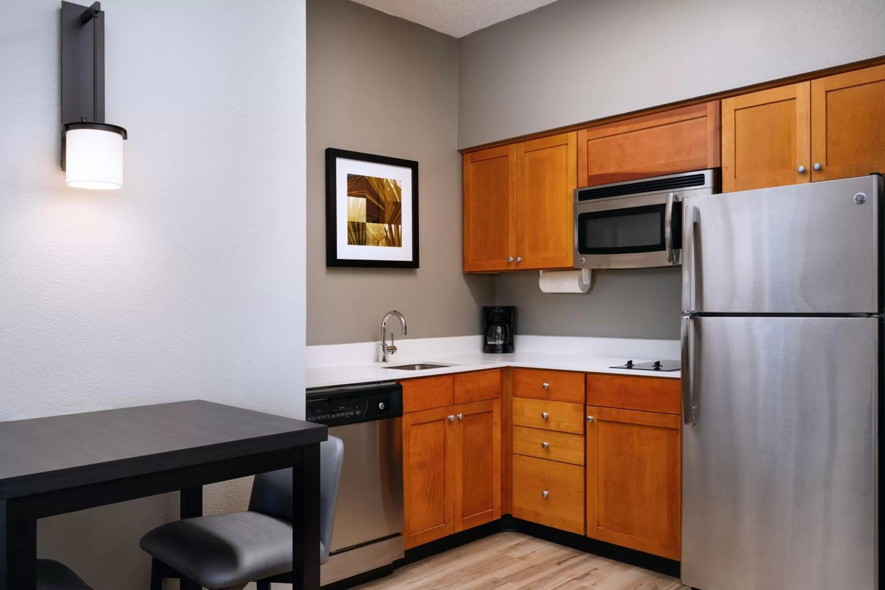 Kitchen or kitchenette in Residence Inn Fort Lauderdale SW/Miramar