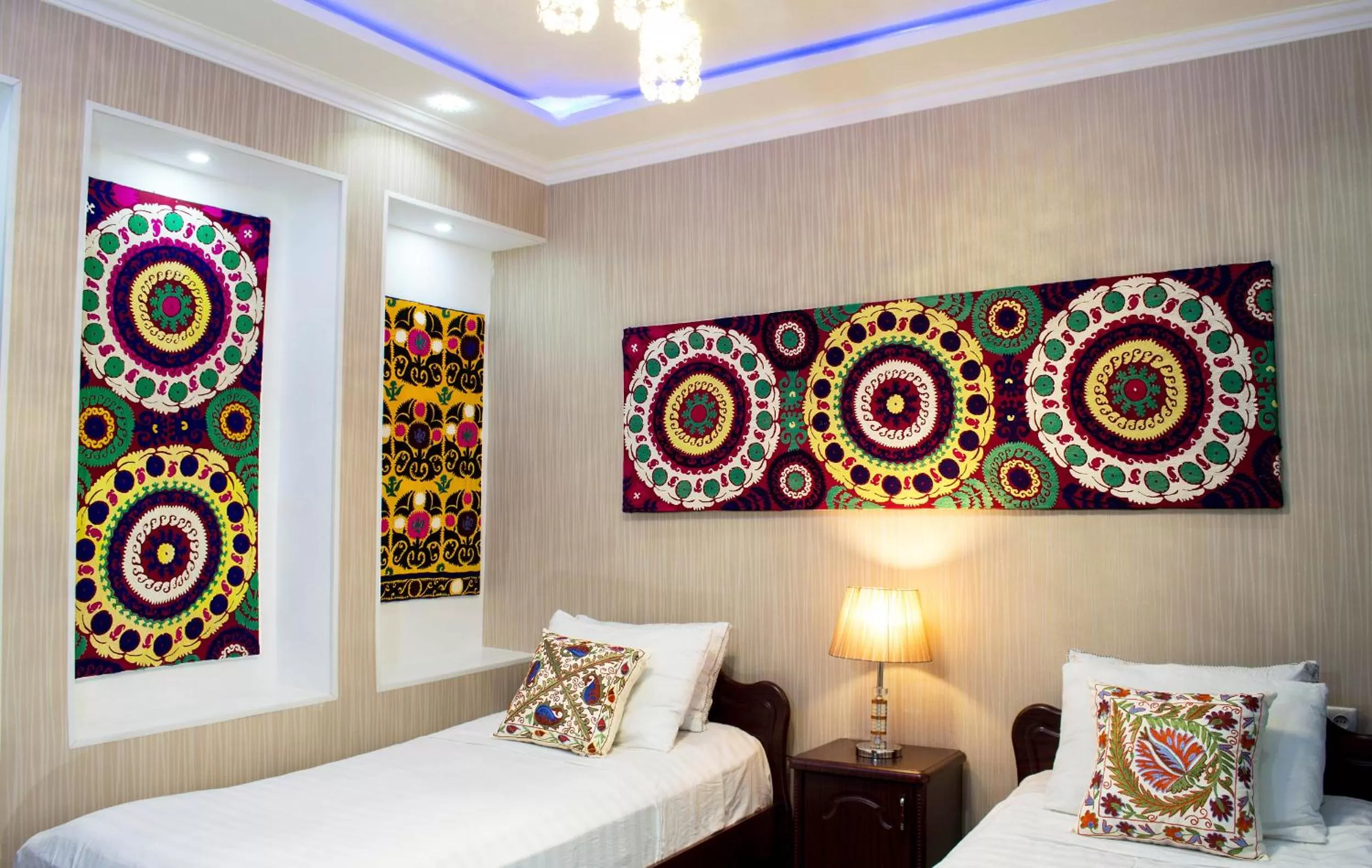 Bed in Jahongir Guest House