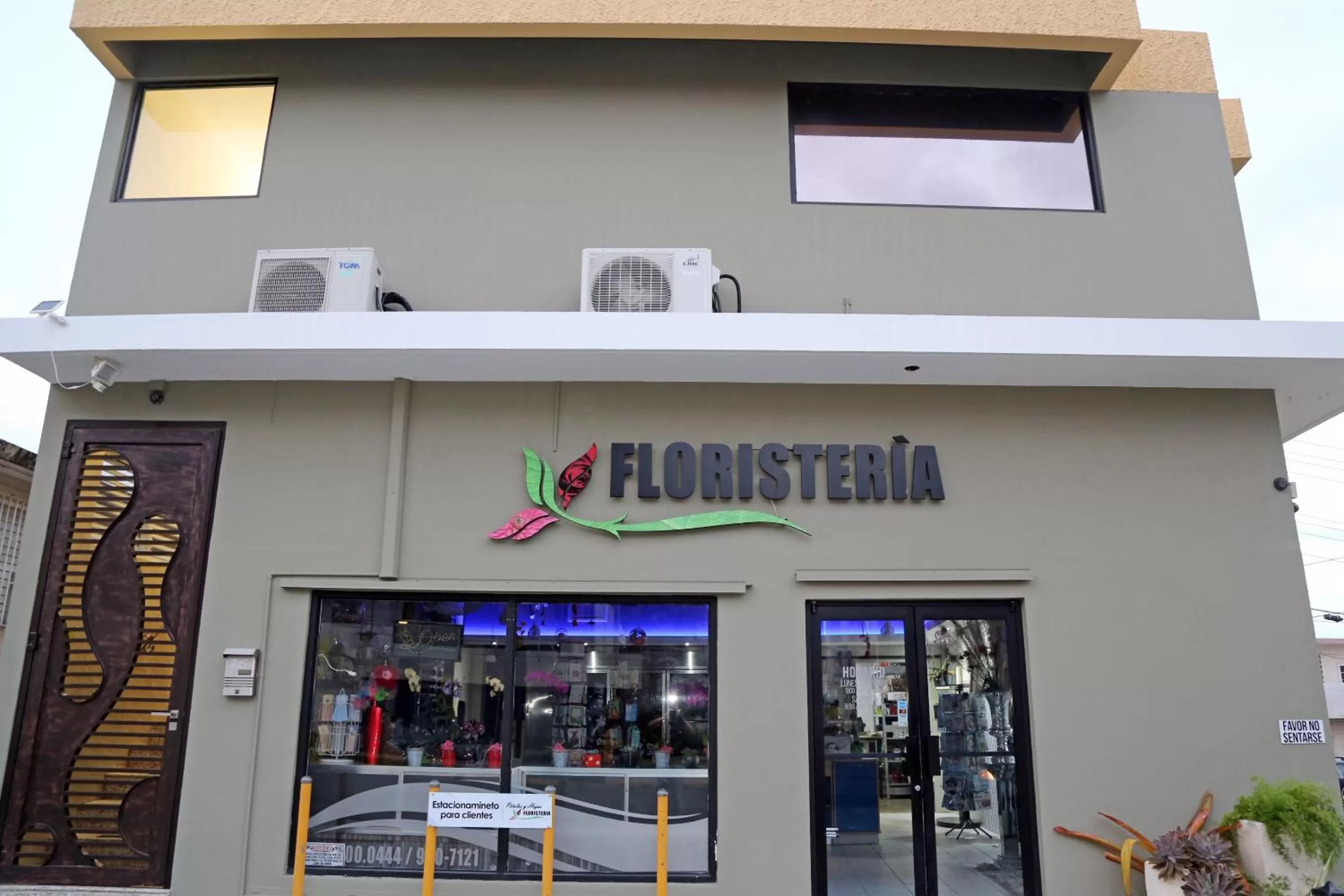 Property building in Itza-Bella Suites