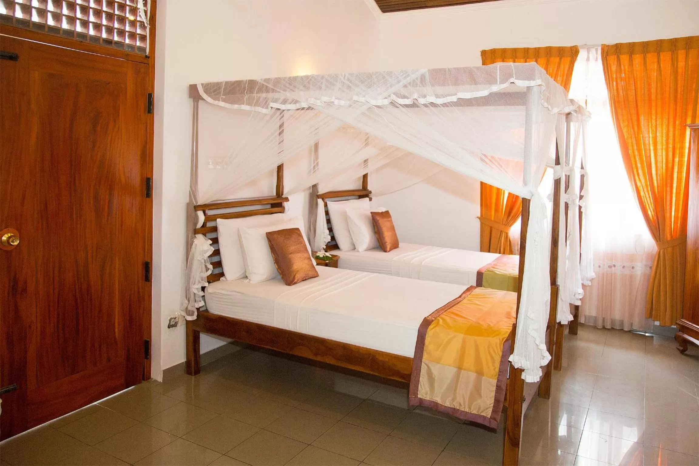 Bedroom, Bed in Suriya Arana