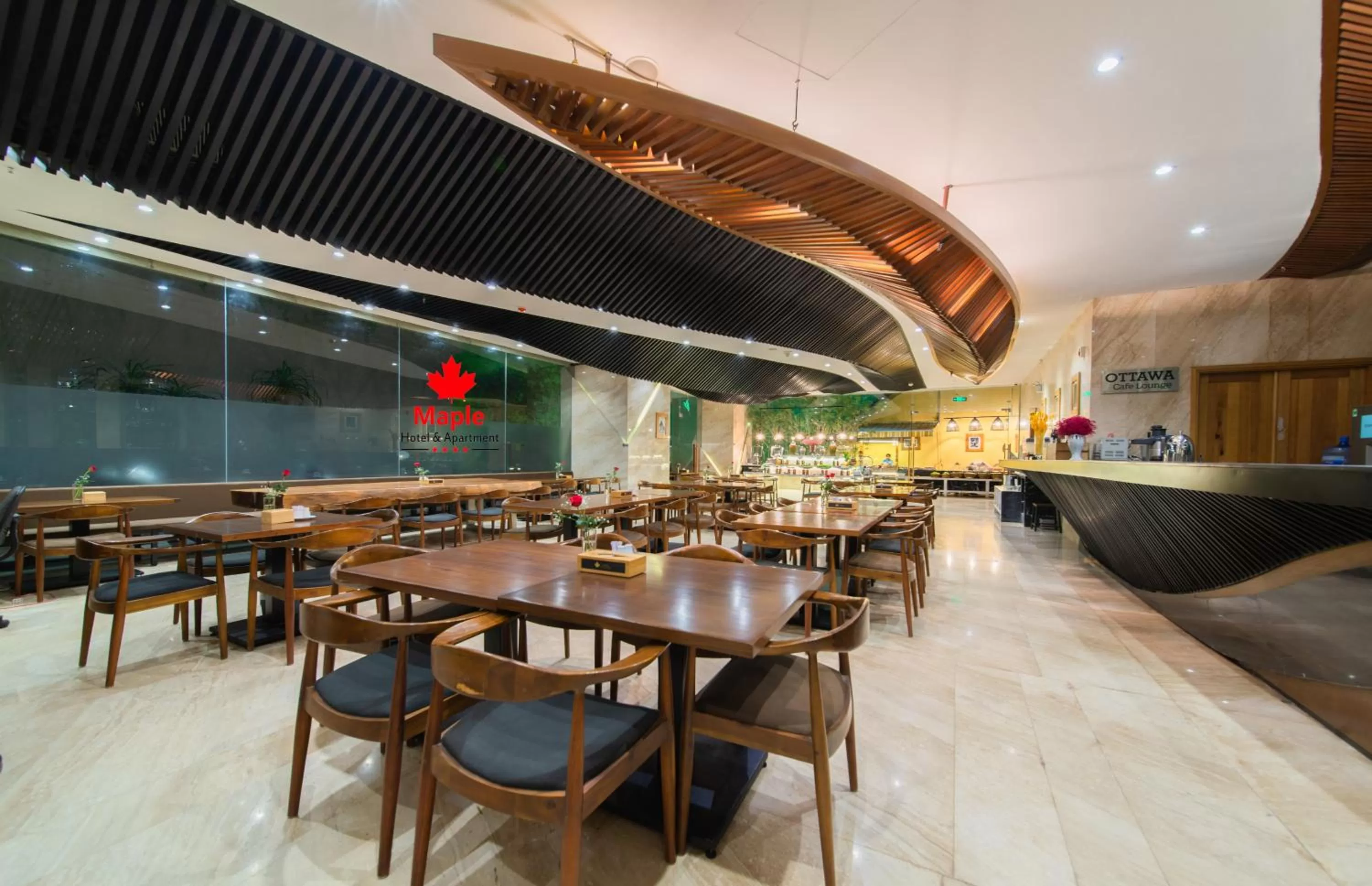 Restaurant/places to eat in Maple Hotel & Apartment
