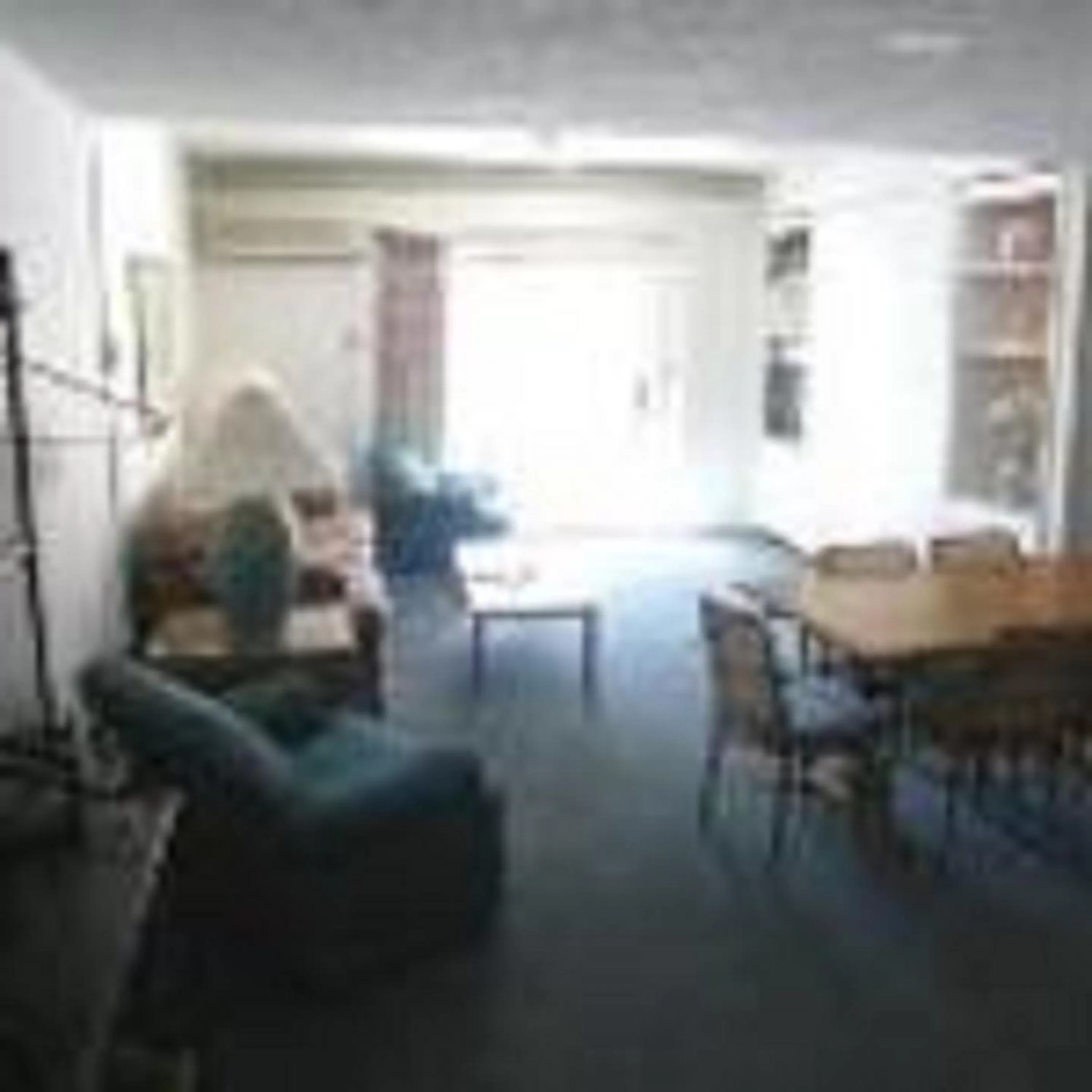 Seating area in Rivergreen Resort