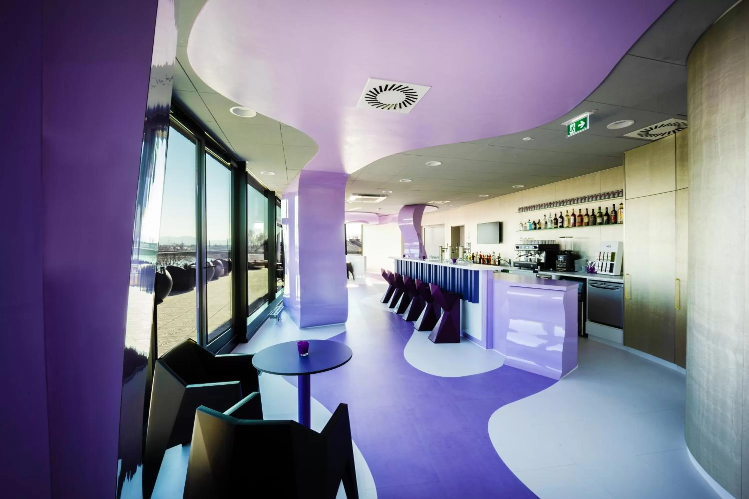 Lounge or bar in Prize by Radisson, Bonn City