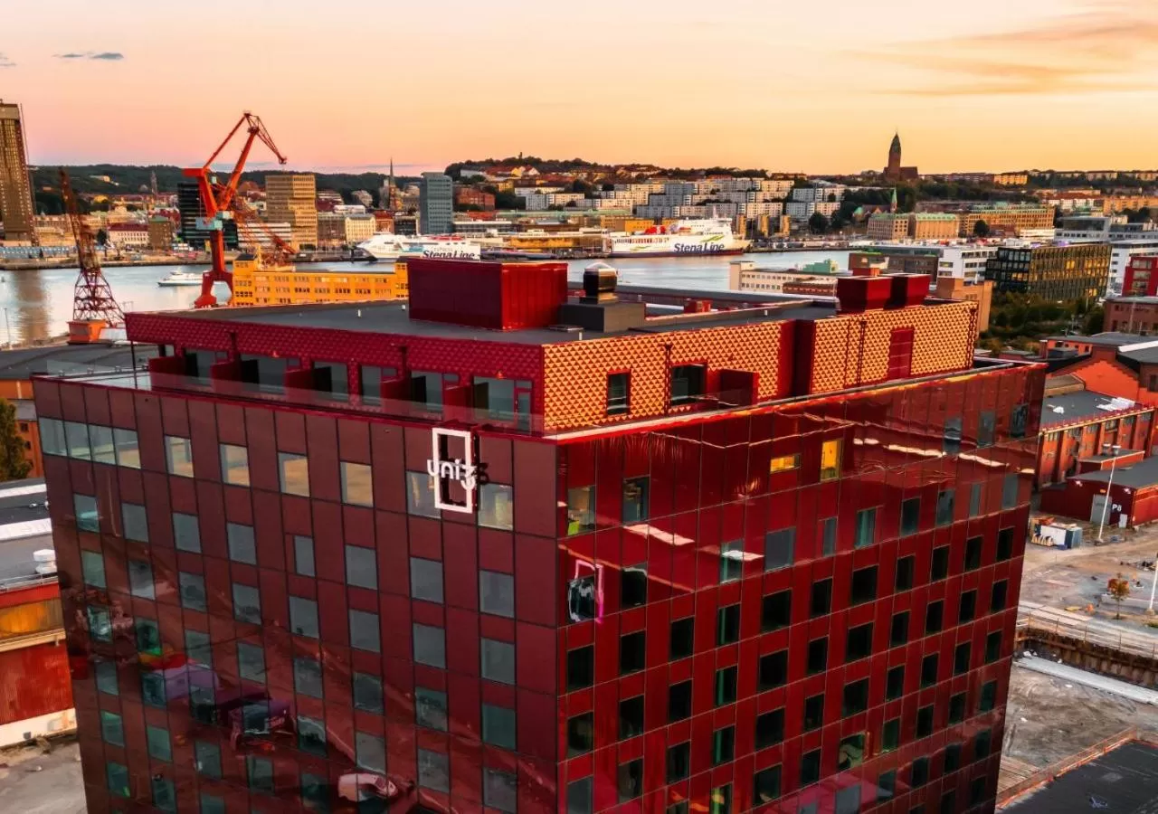 Neighbourhood in Clarion Hotel The Pier