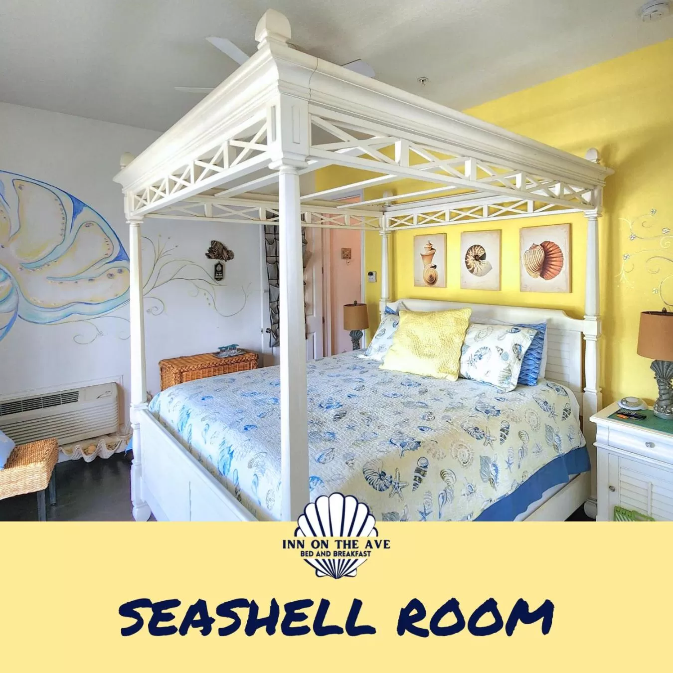 Sea Shell King Room with Balcony in Inn on the Avenue