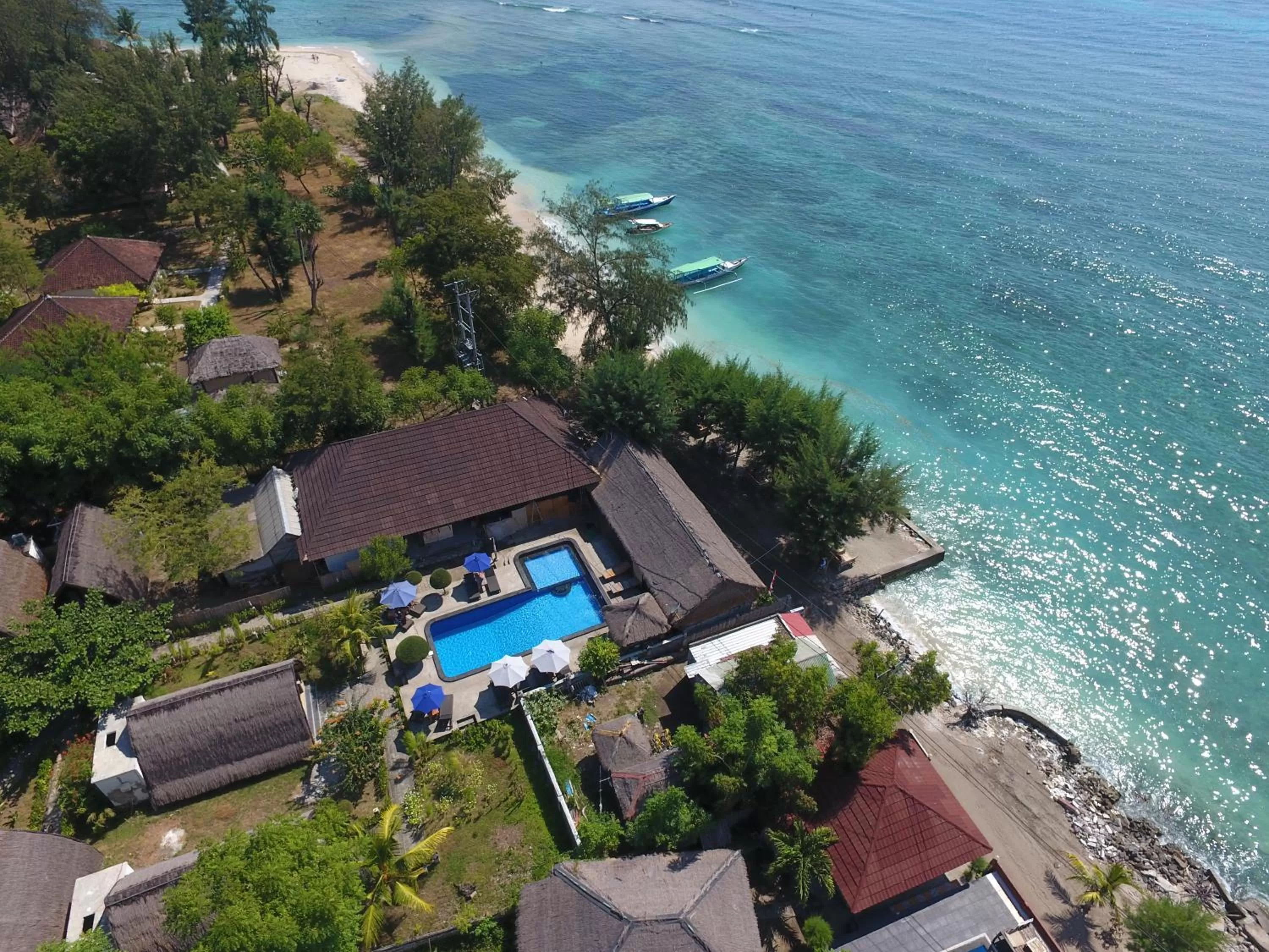 Beach, Bird's-eye View in Sandy Beach Bungalows