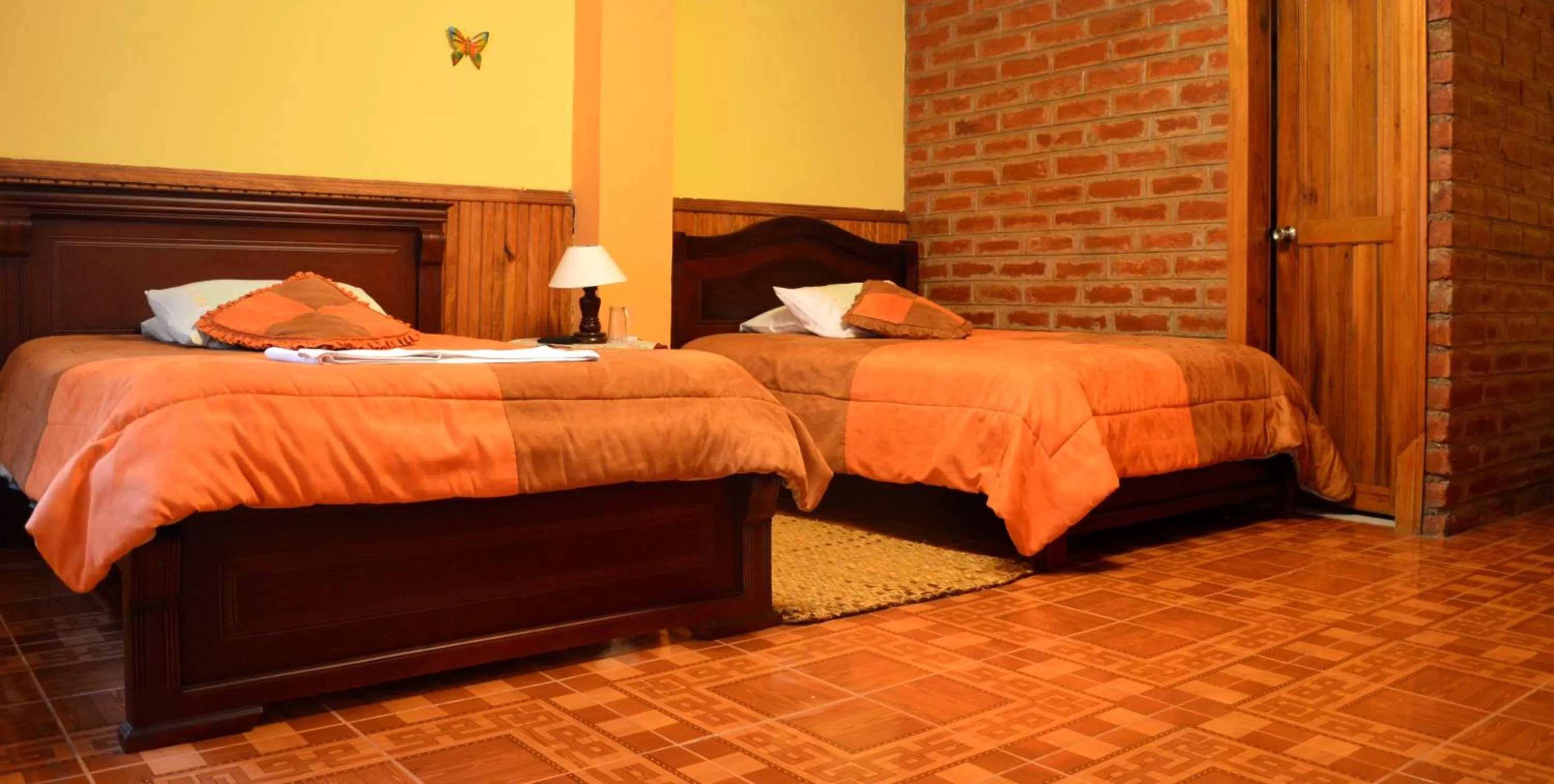 Photo of the whole room, Bed in Hotel Donde Ivan