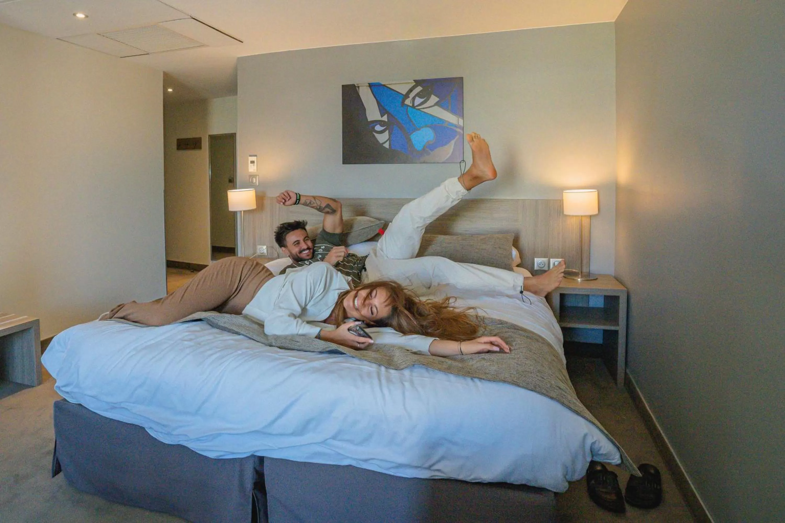 Bedroom, Bed in Best Western Linko Aubagne