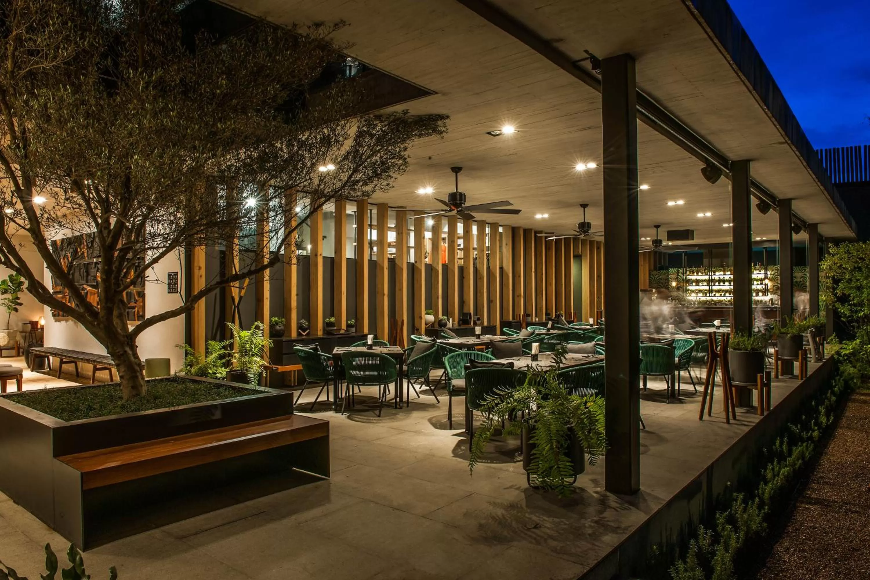 Restaurant/places to eat in Cinco Rodavento