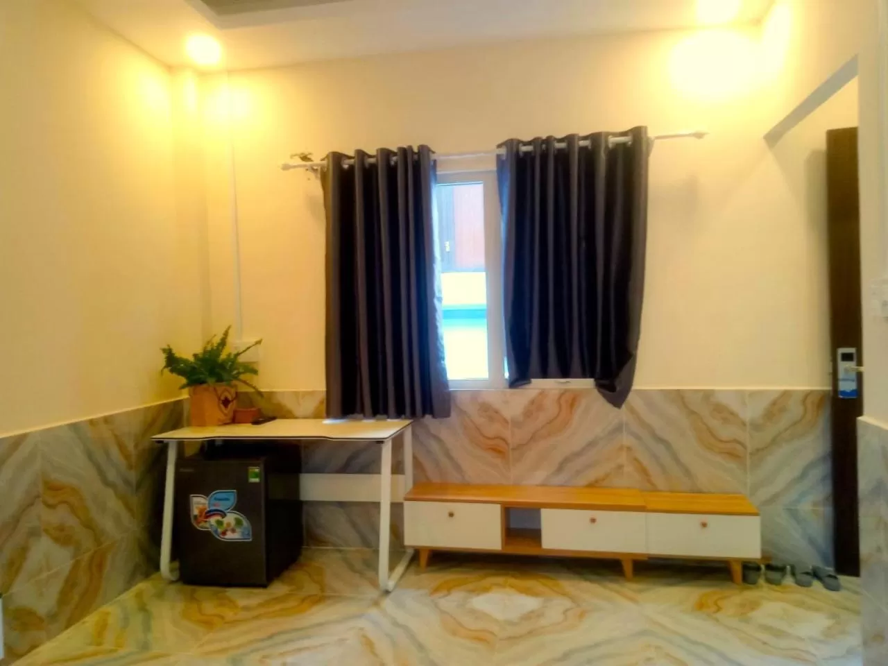 Queen Room with Balcony in An Chi Hotel