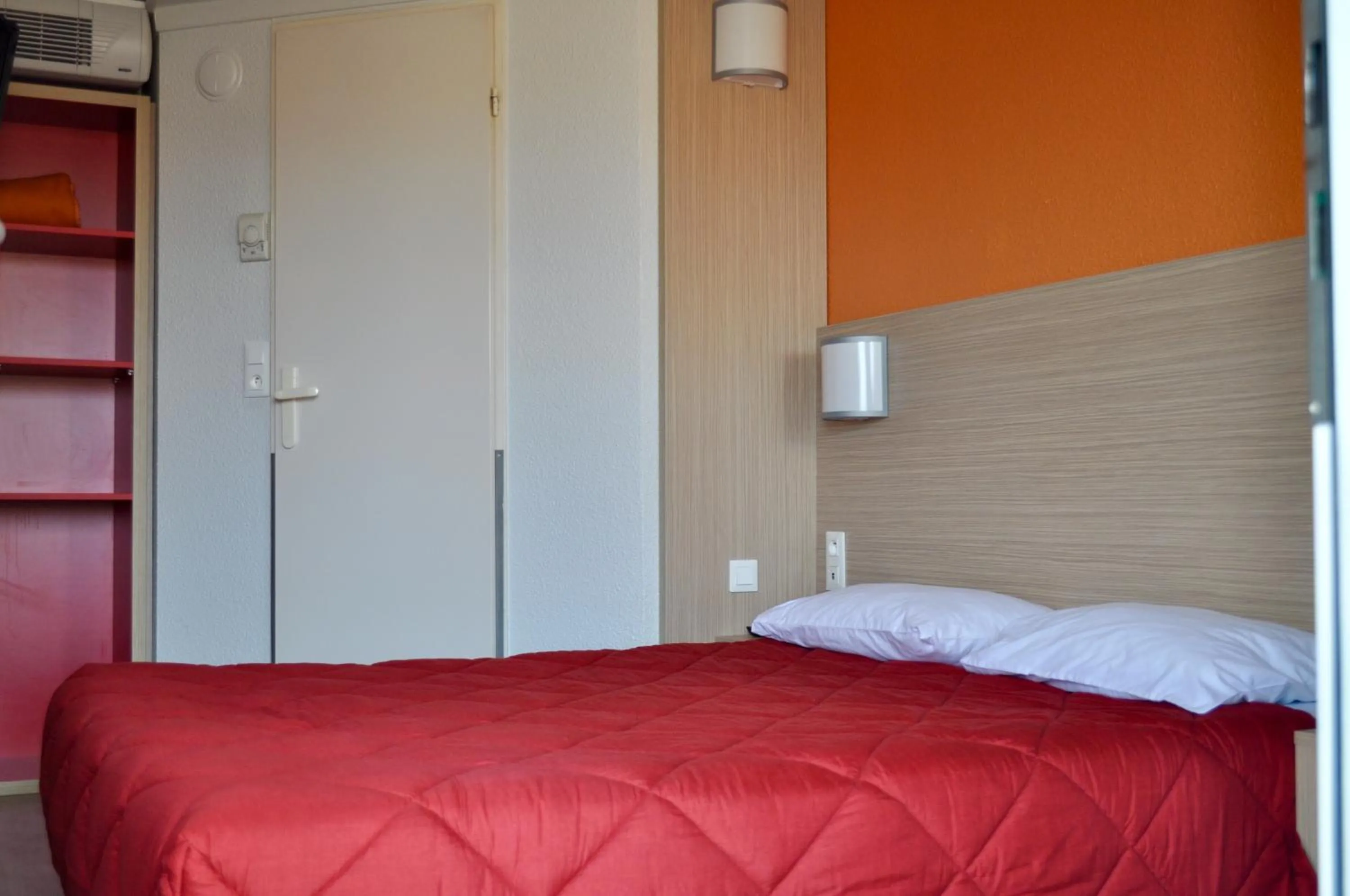 Bed in Premiere Classe Sete - Balaruc