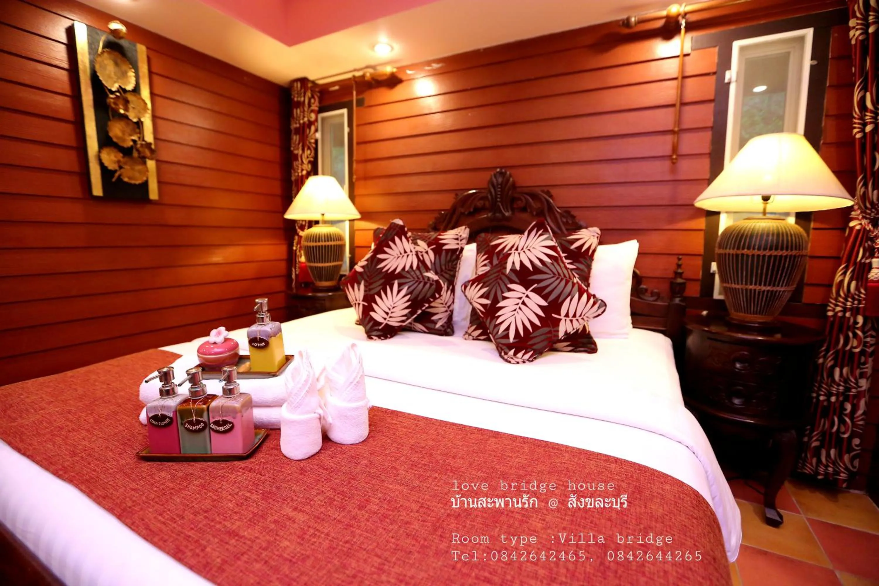 Bed in Love Bridge House บ้านสะพานรัก