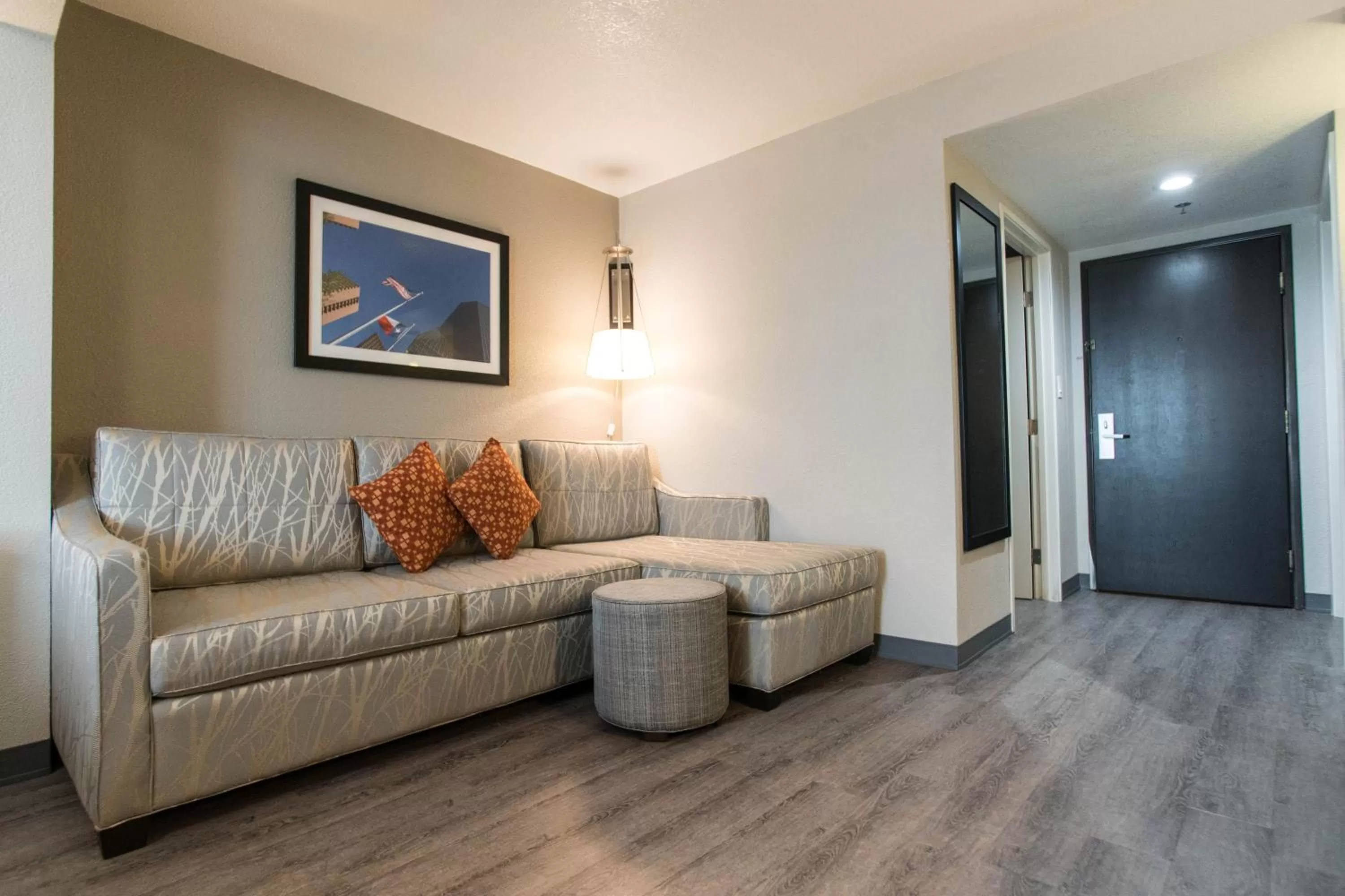 Wingate by Wyndham Dallas Love Field