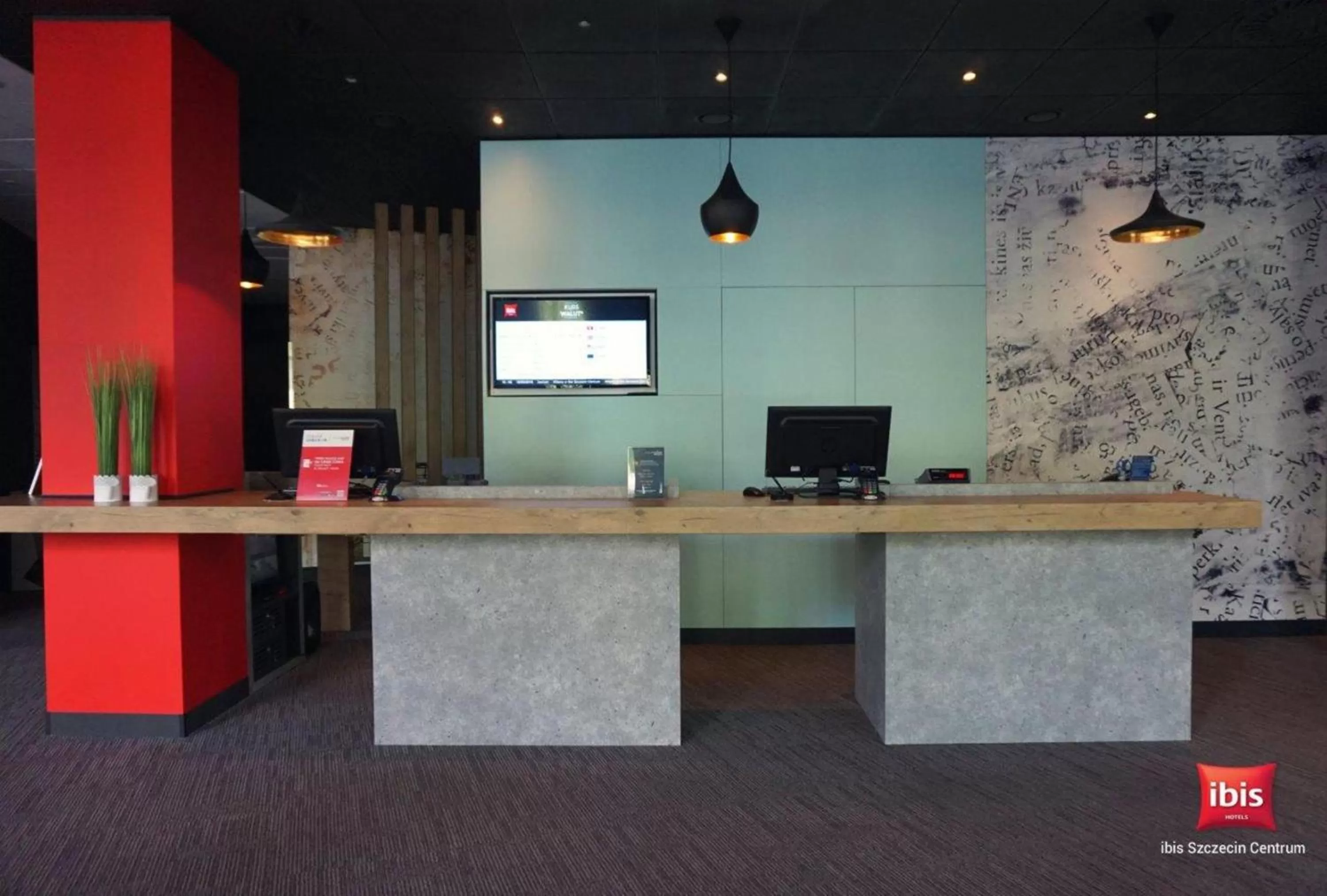 Lobby or reception in Ibis Szczecin Centrum