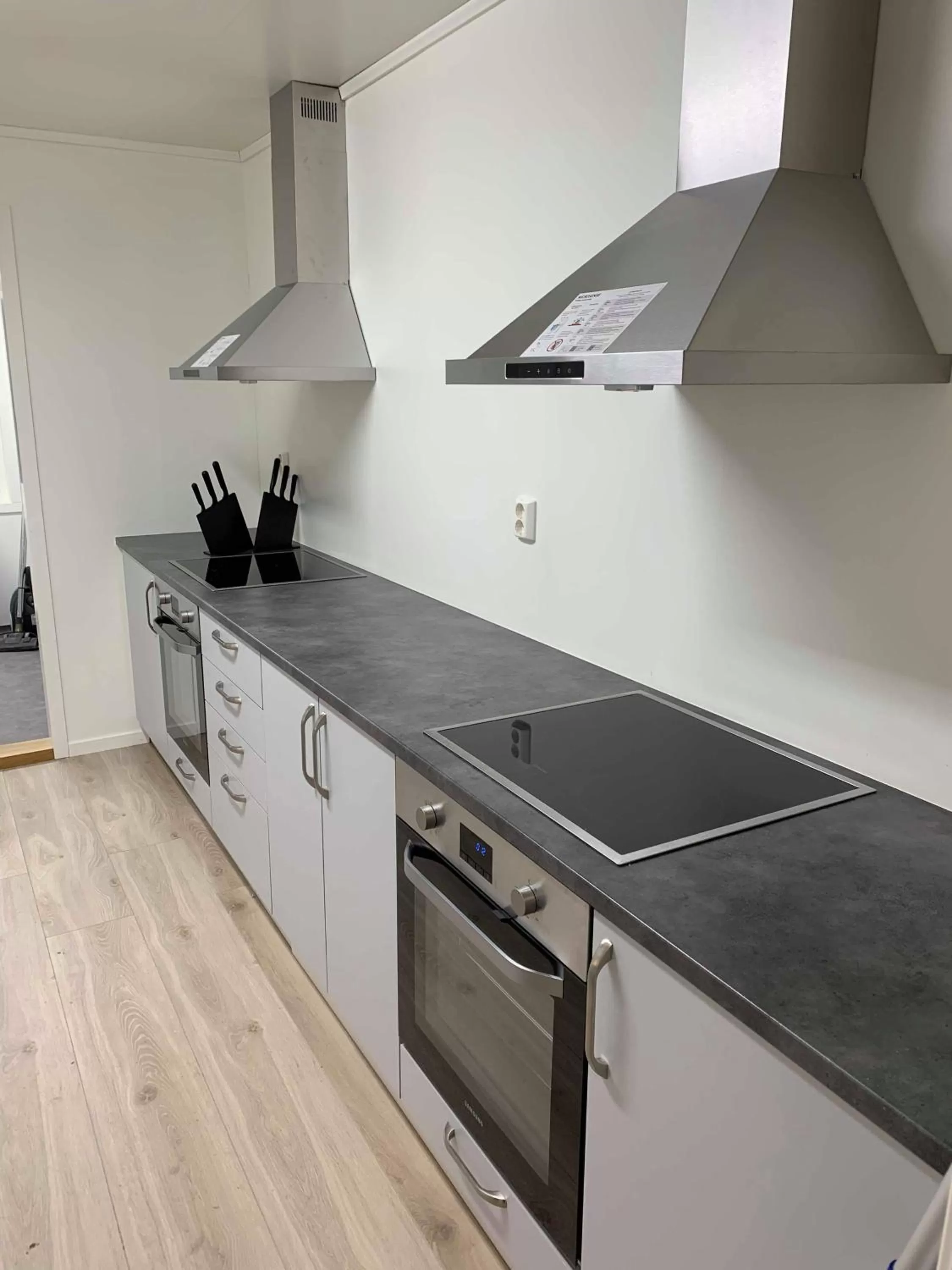 Communal kitchen in Mosjøen Overnatting, Finnskoggata 20