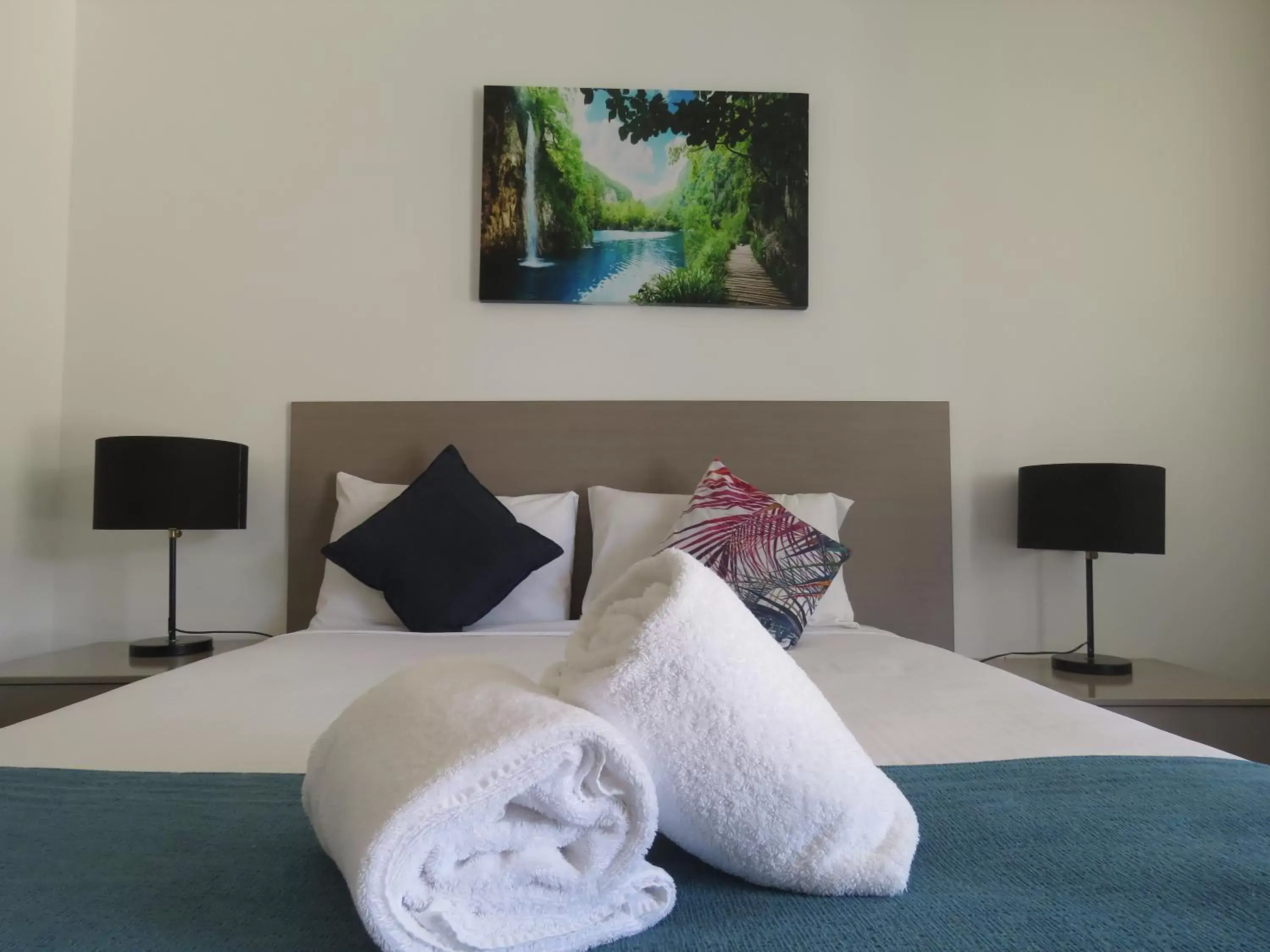 Superior Queen Room in Burke & Wills Mt Isa Superior Queen Room in Burke & Wills Mt Isa