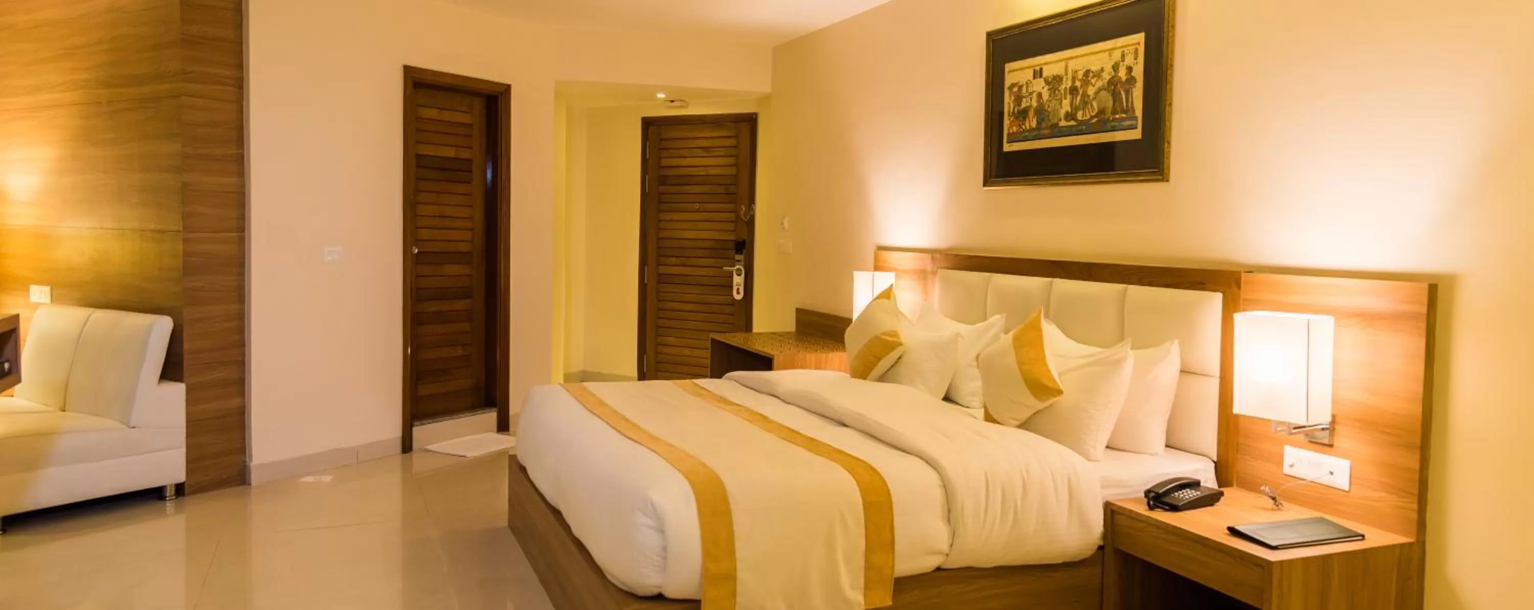 Bed in Sangai Continental (The Boutique Hotel)