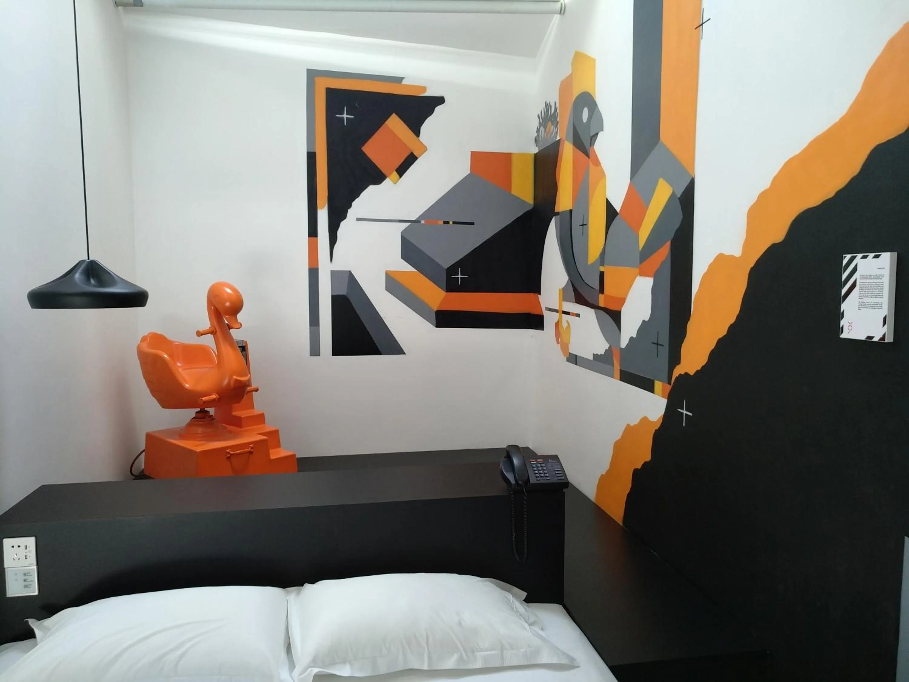 Decorative detail in Hi Hotel