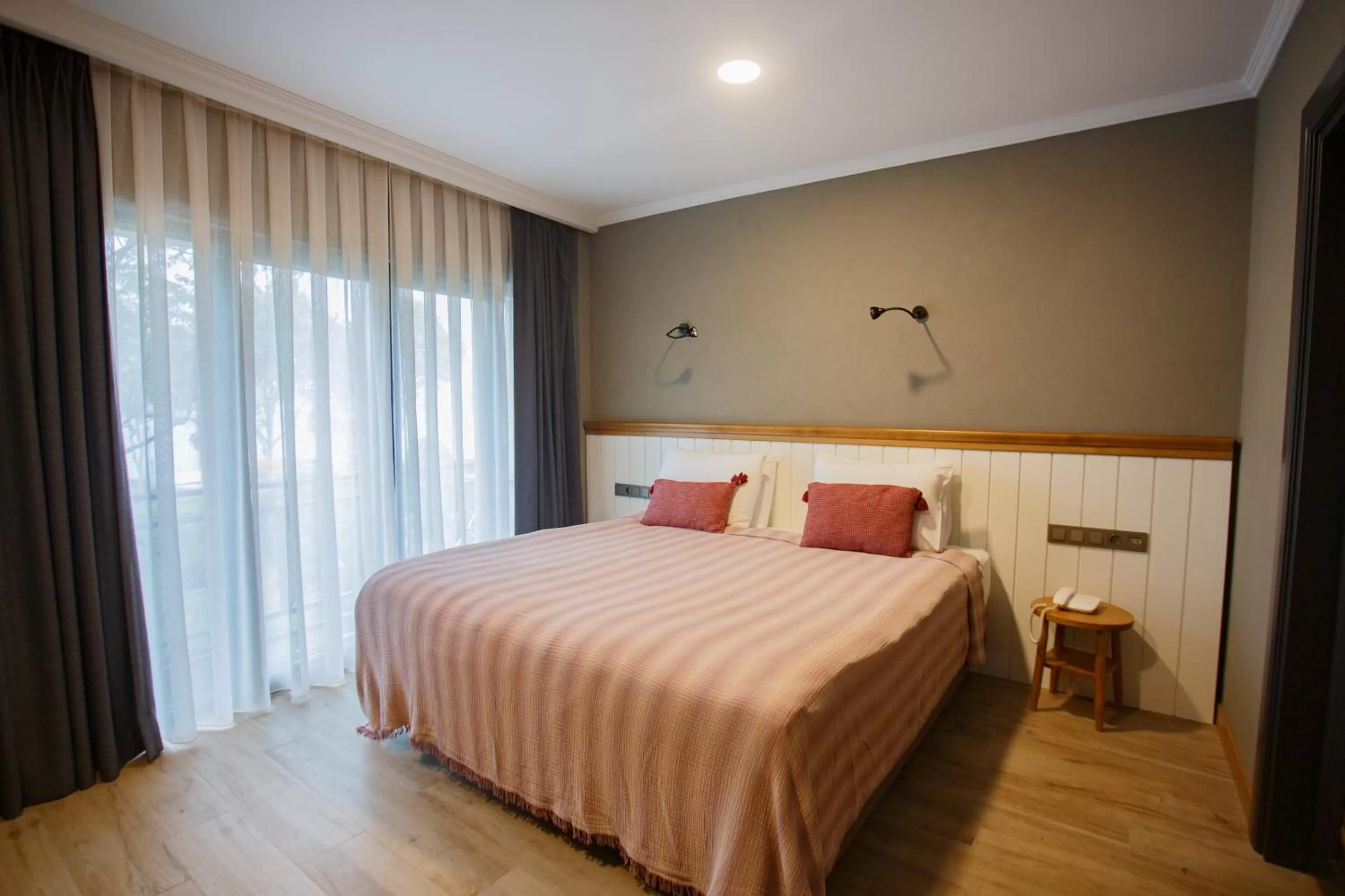 Bed in Istanbul Old City Colorful Houses Balat PETRION Hotel