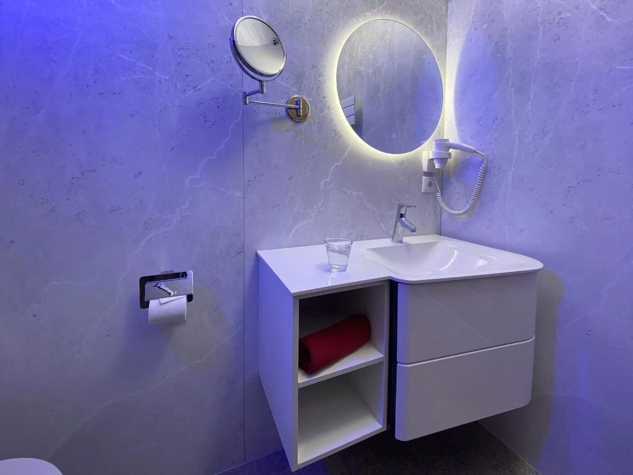 Bathroom in Hotel und Restaurant Bühlhaus