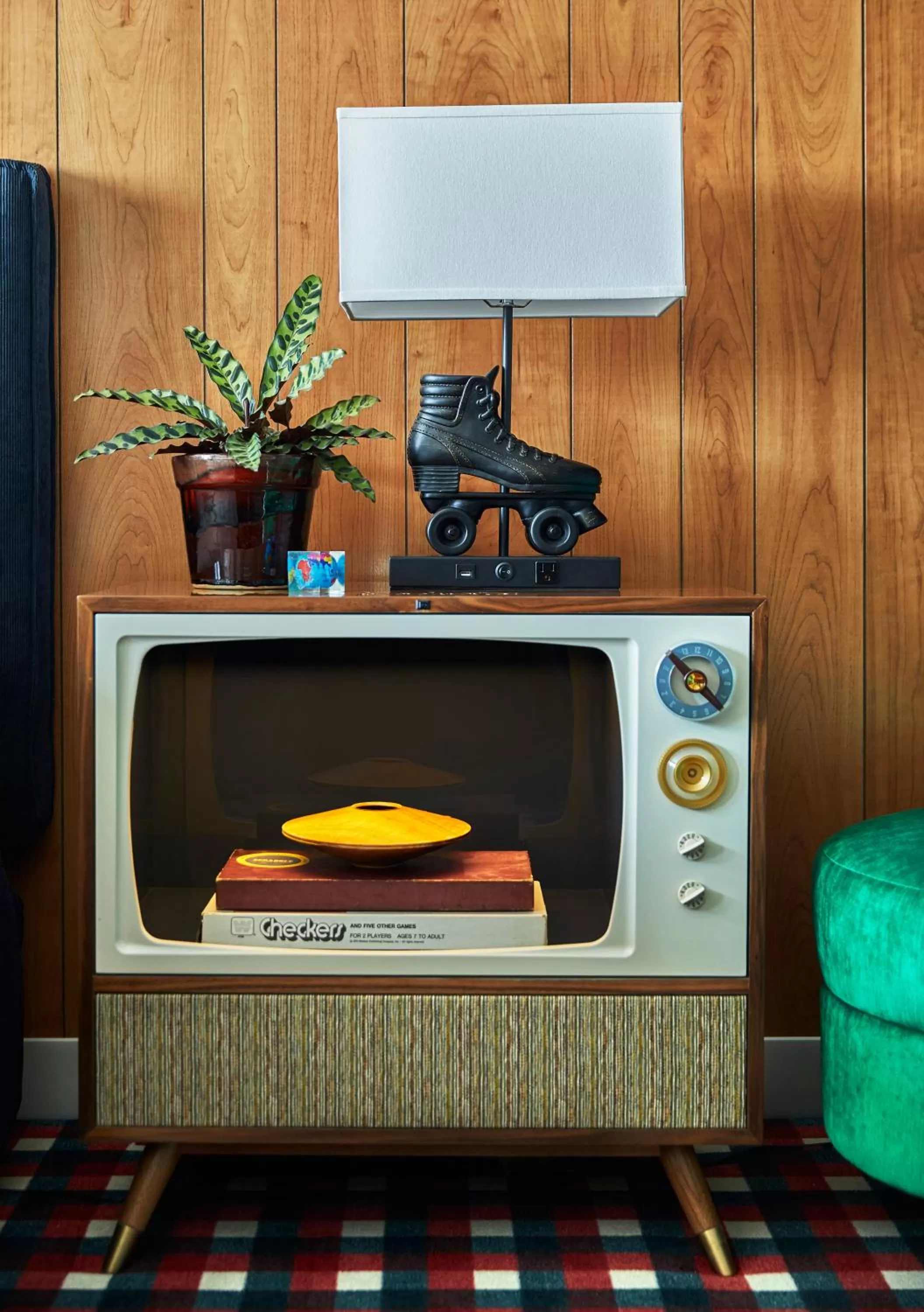 Seating area in Graduate by Hilton Lincoln