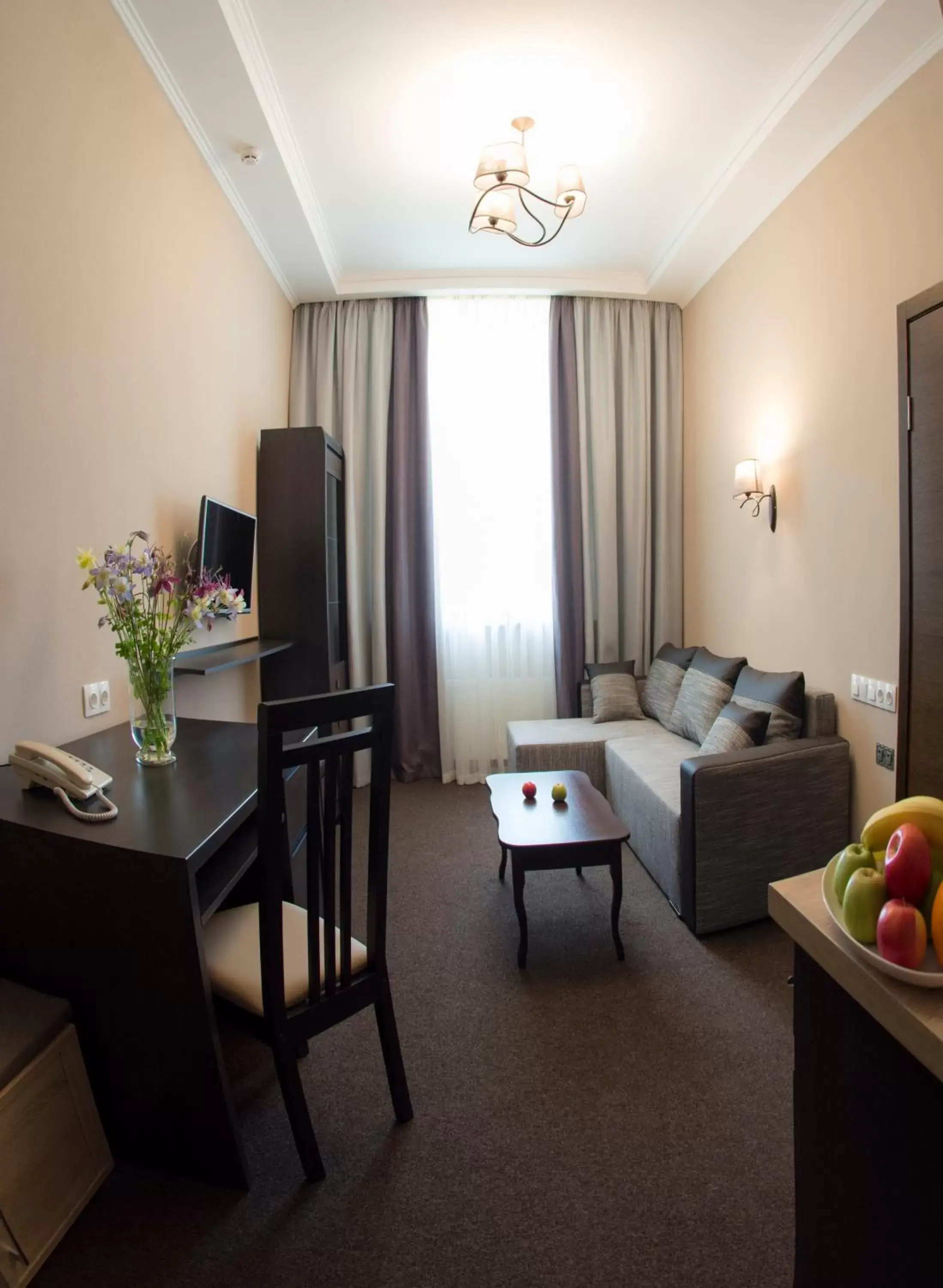 Deluxe Room in Hotel Florida Deluxe Room in Hotel Florida