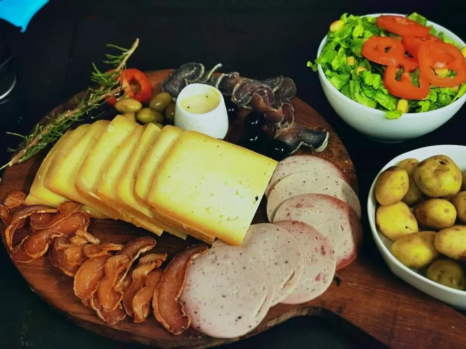 Restaurant/places to eat, Food in Hotel Le Relais Normand