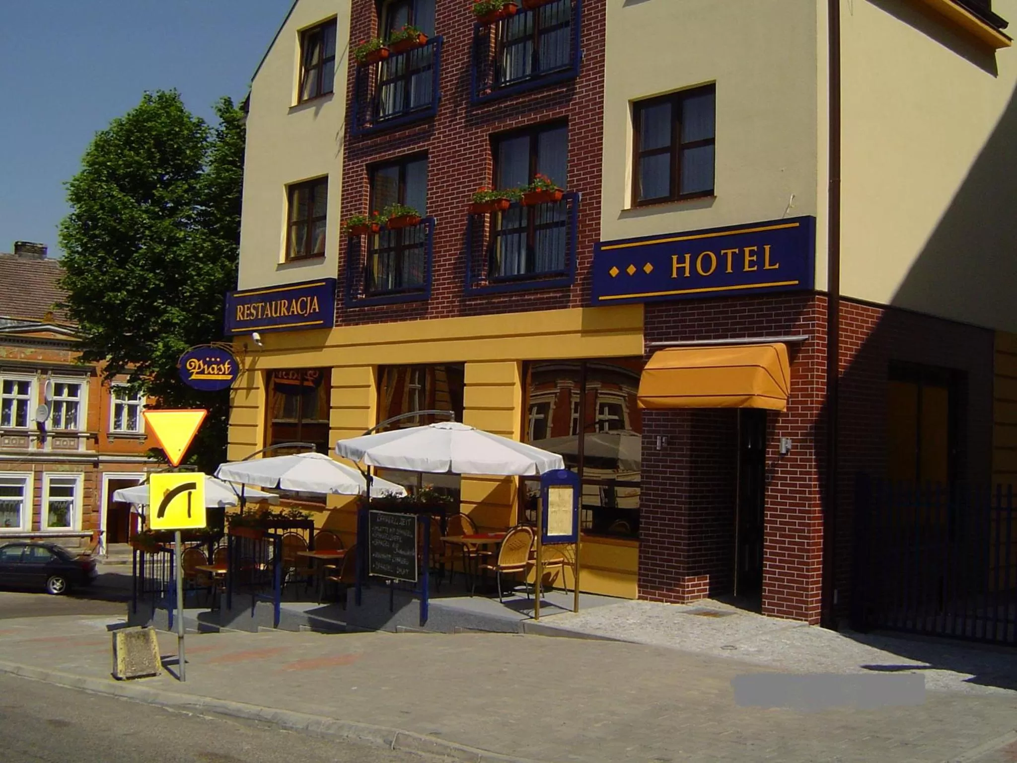 Facade/entrance in Hotel Piast