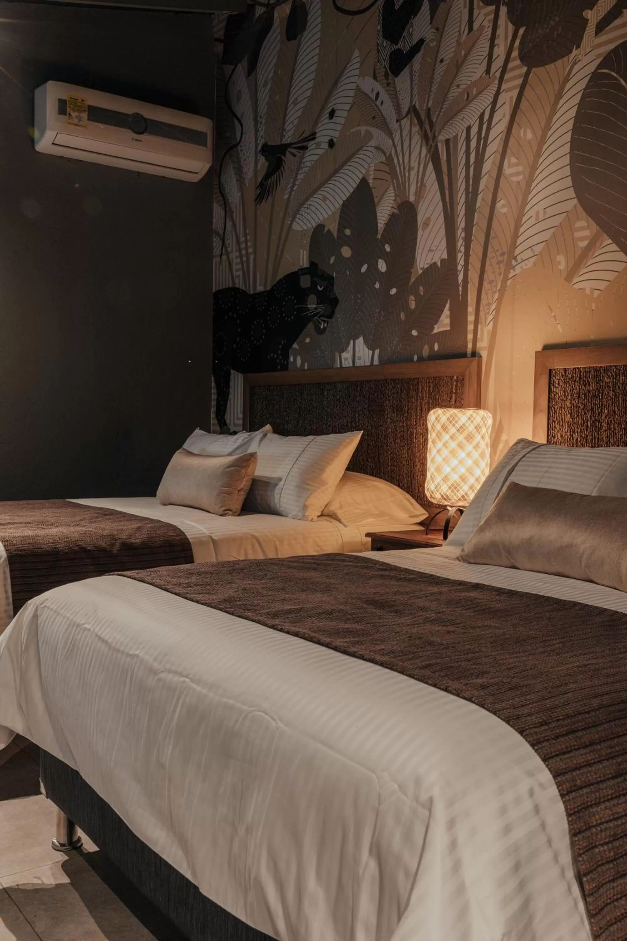 Photo of the whole room, Bed in Sui Posada Boutique