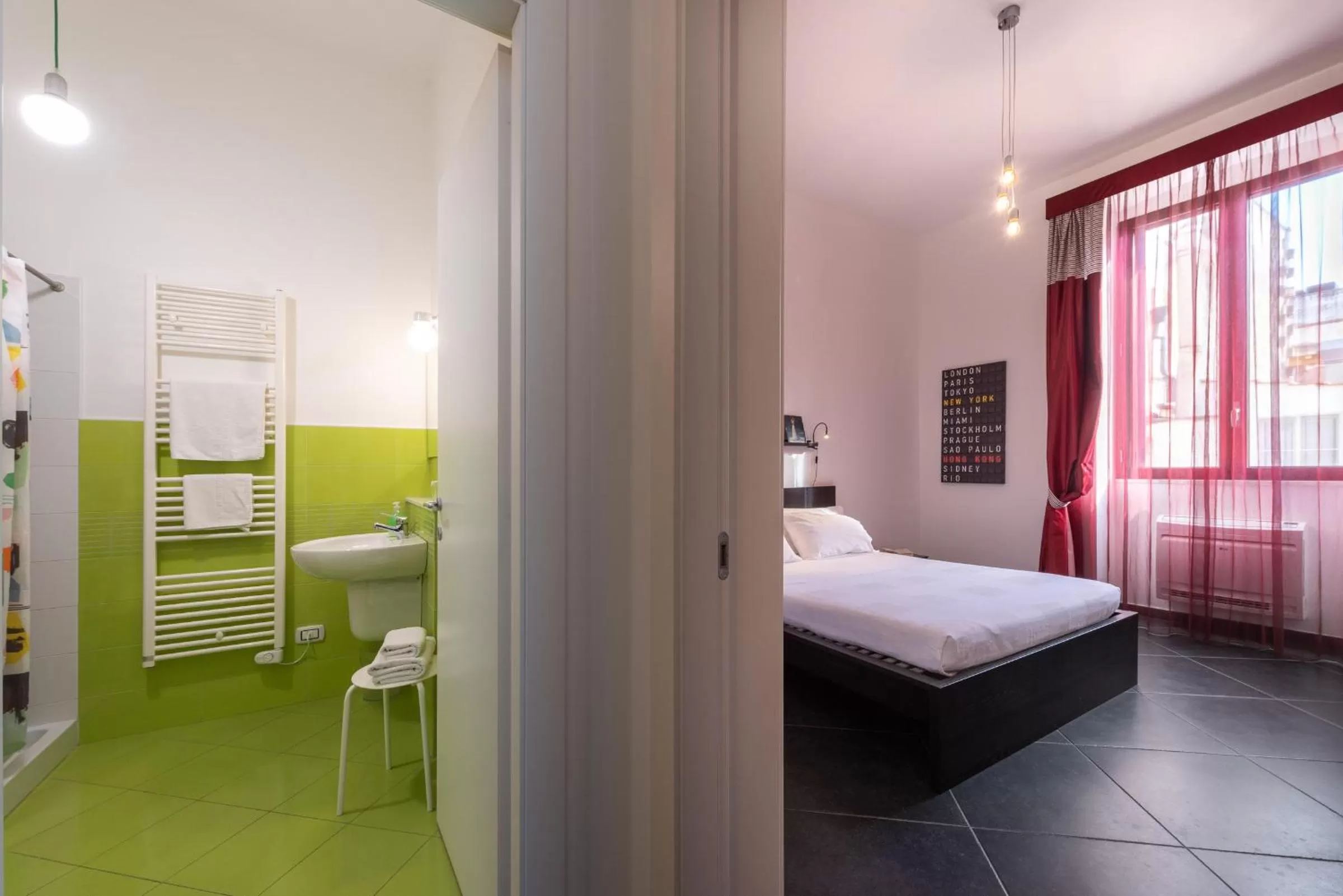 Bathroom, Bed in Maria Vittoria Charming Rooms and Apartments