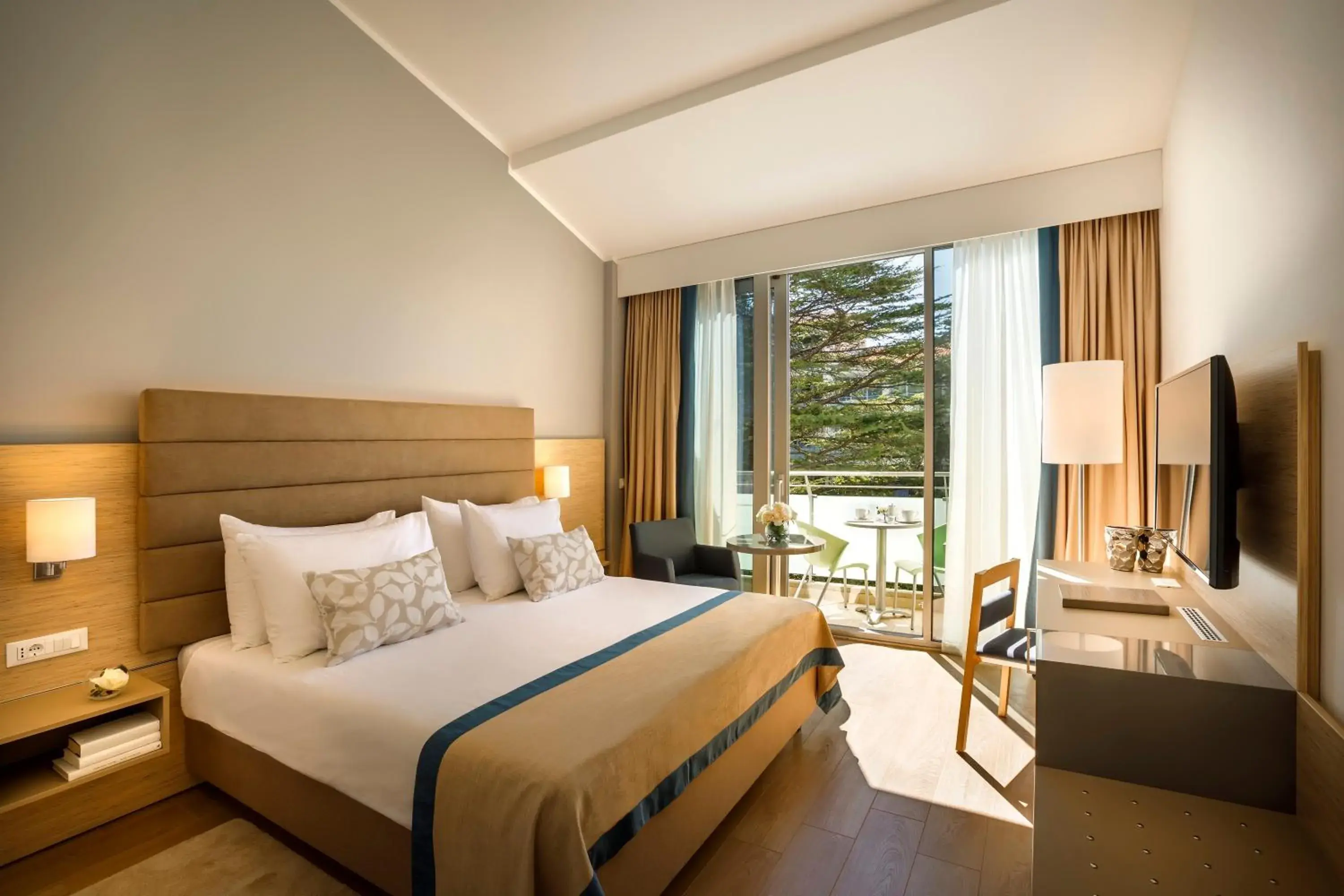 Superior Room for 2 in Valamar Argosy Hotel Superior Room for 2 in Valamar Argosy Hotel