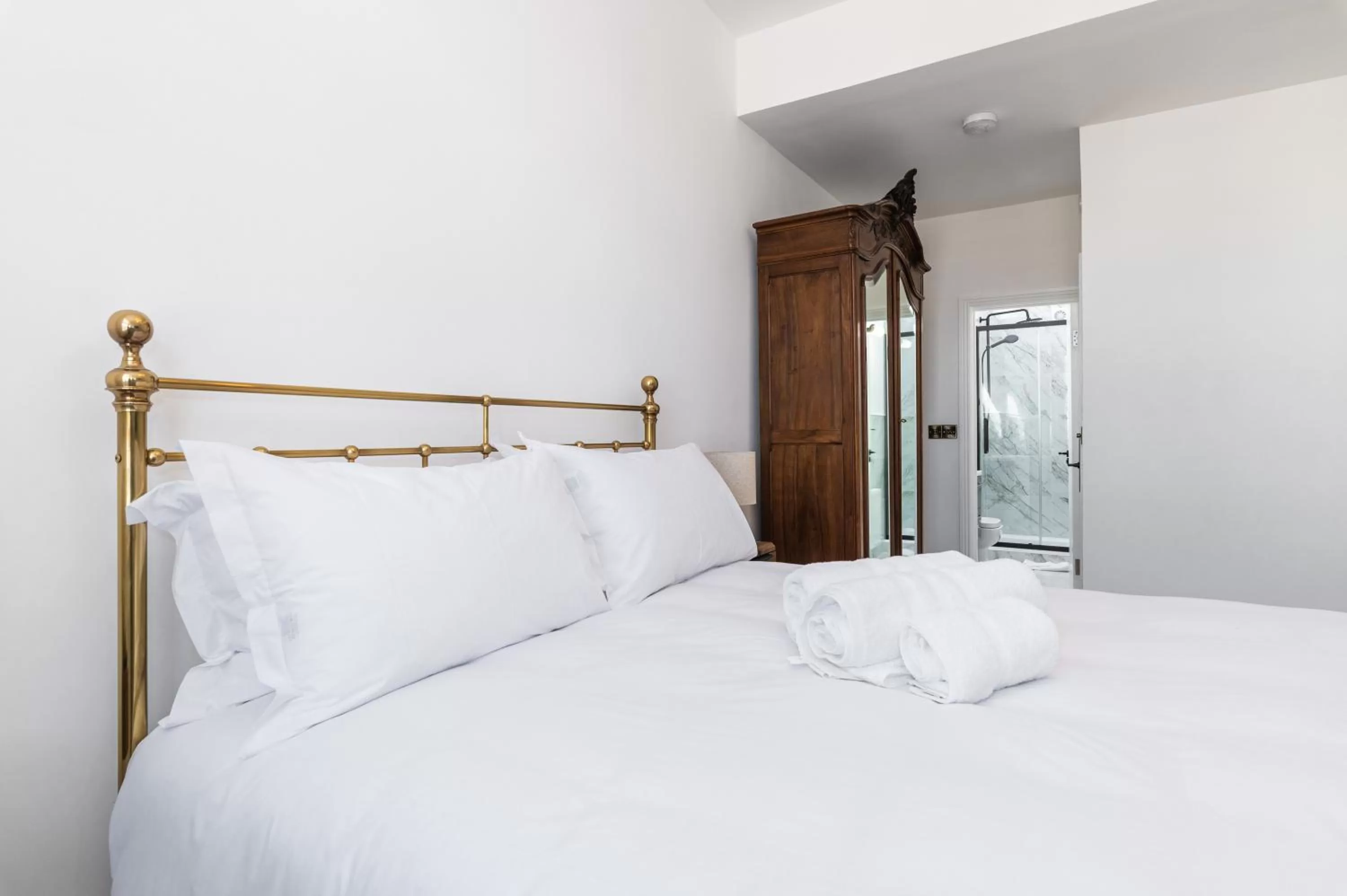 Bed in Number 59 - Irish Stay Group