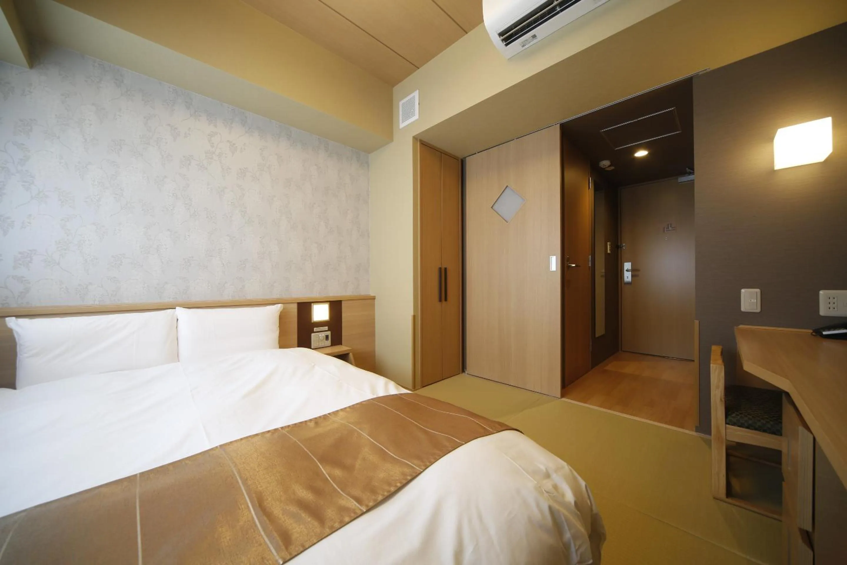 Photo of the whole room, Bed in Onyado Nono Nara Natural Hot Spring