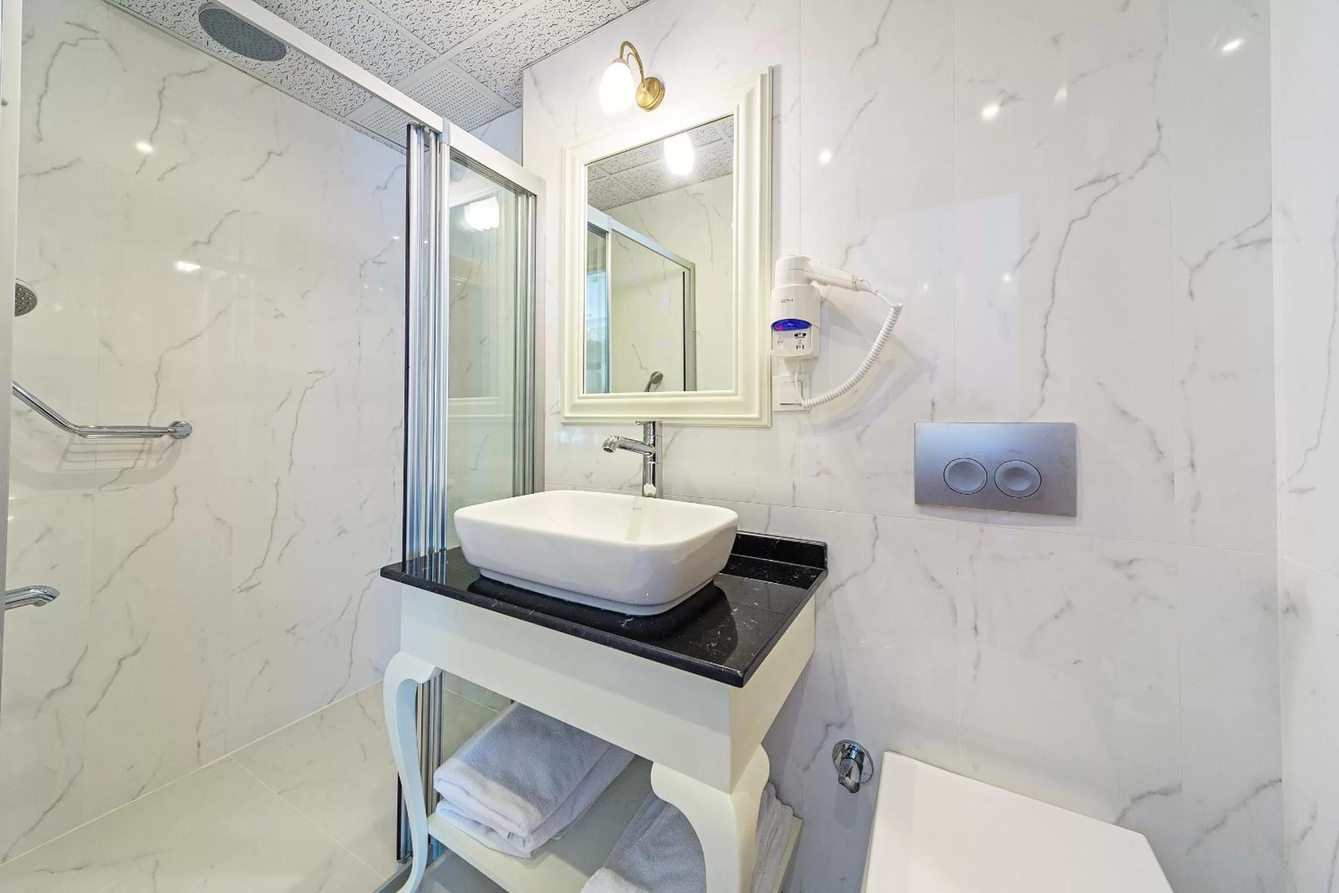 Bathroom in Hotel Spectra Sultanahmet