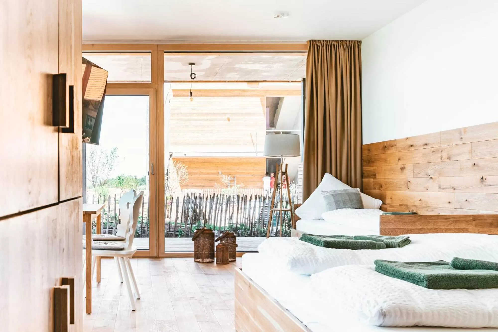 Photo of the whole room, Bed in Gut Hügle Erlebnishof & Spa