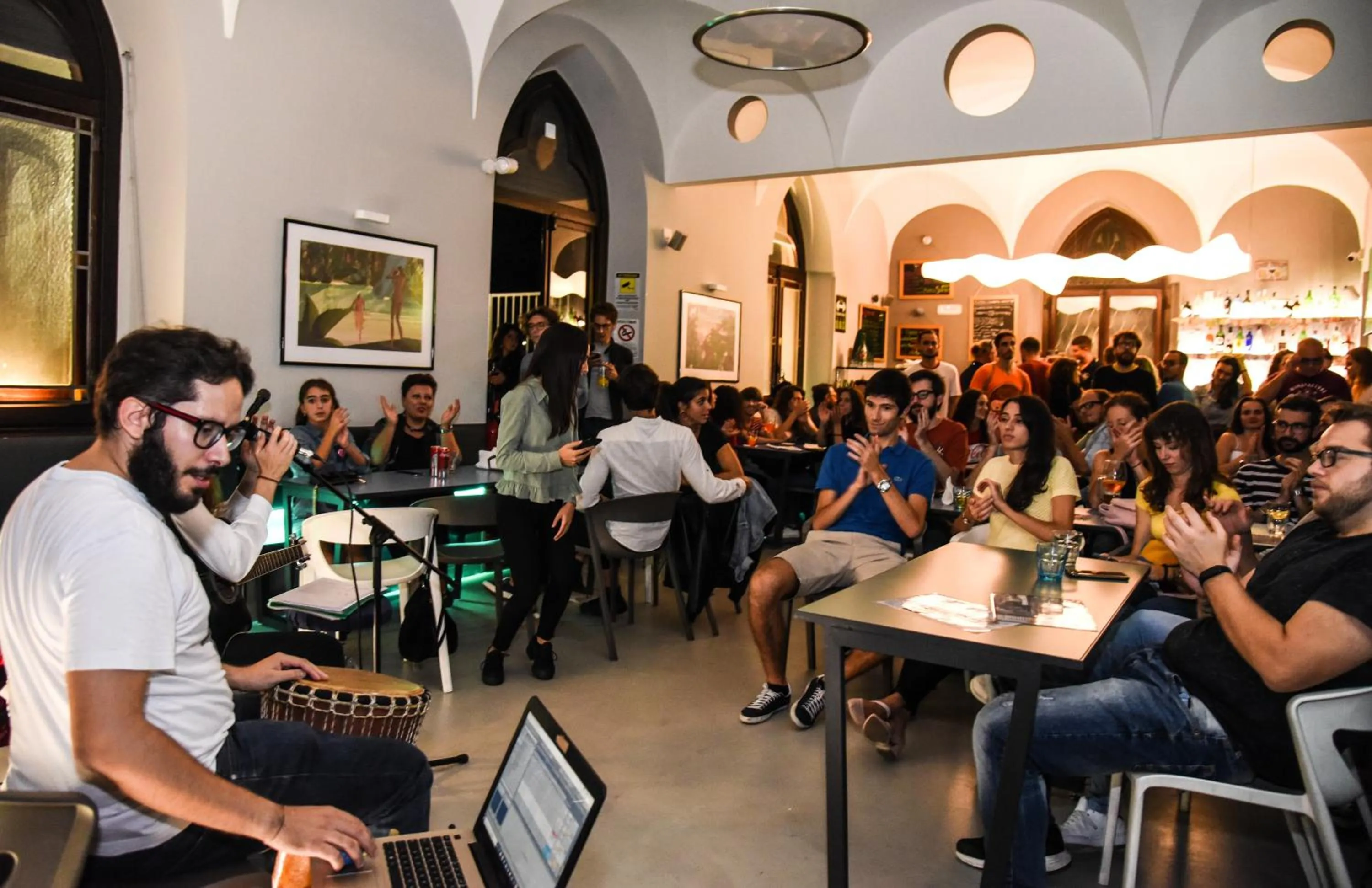 Babila Hostel & Bistrot