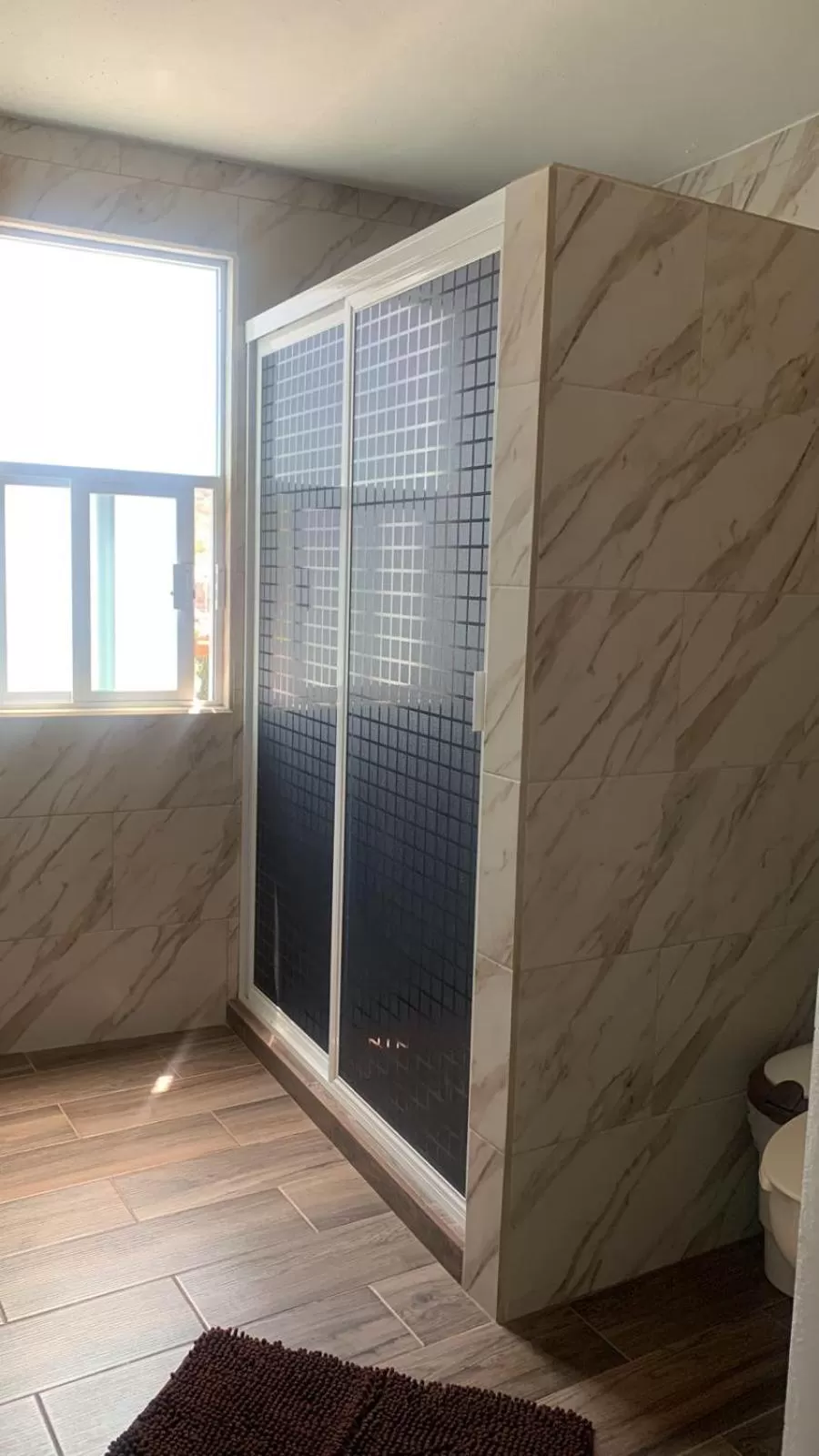 Shower in Hotel Spa Maggic Home Panorámica