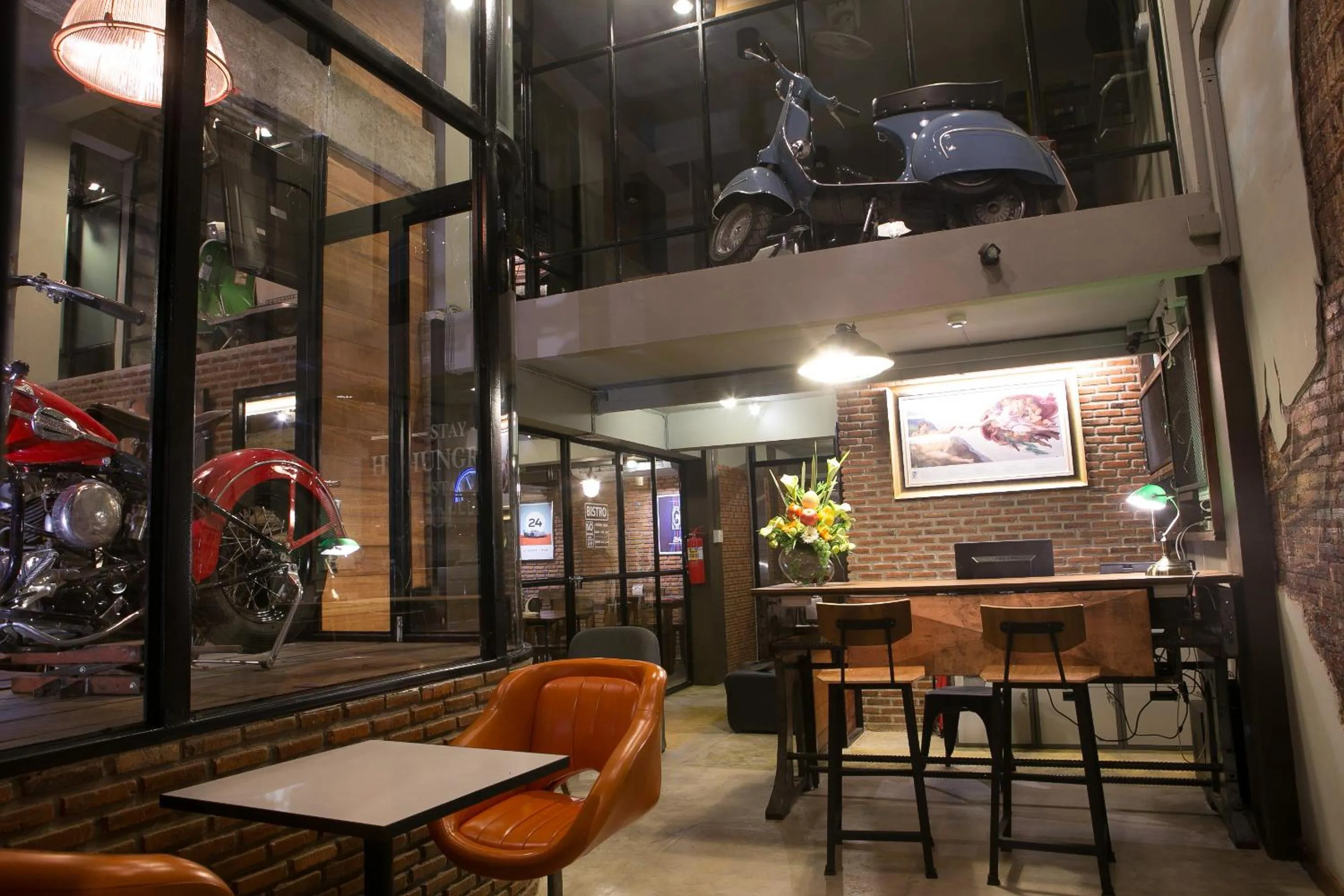 Lobby or reception in The 8 Factory Hotel Phitsanulok