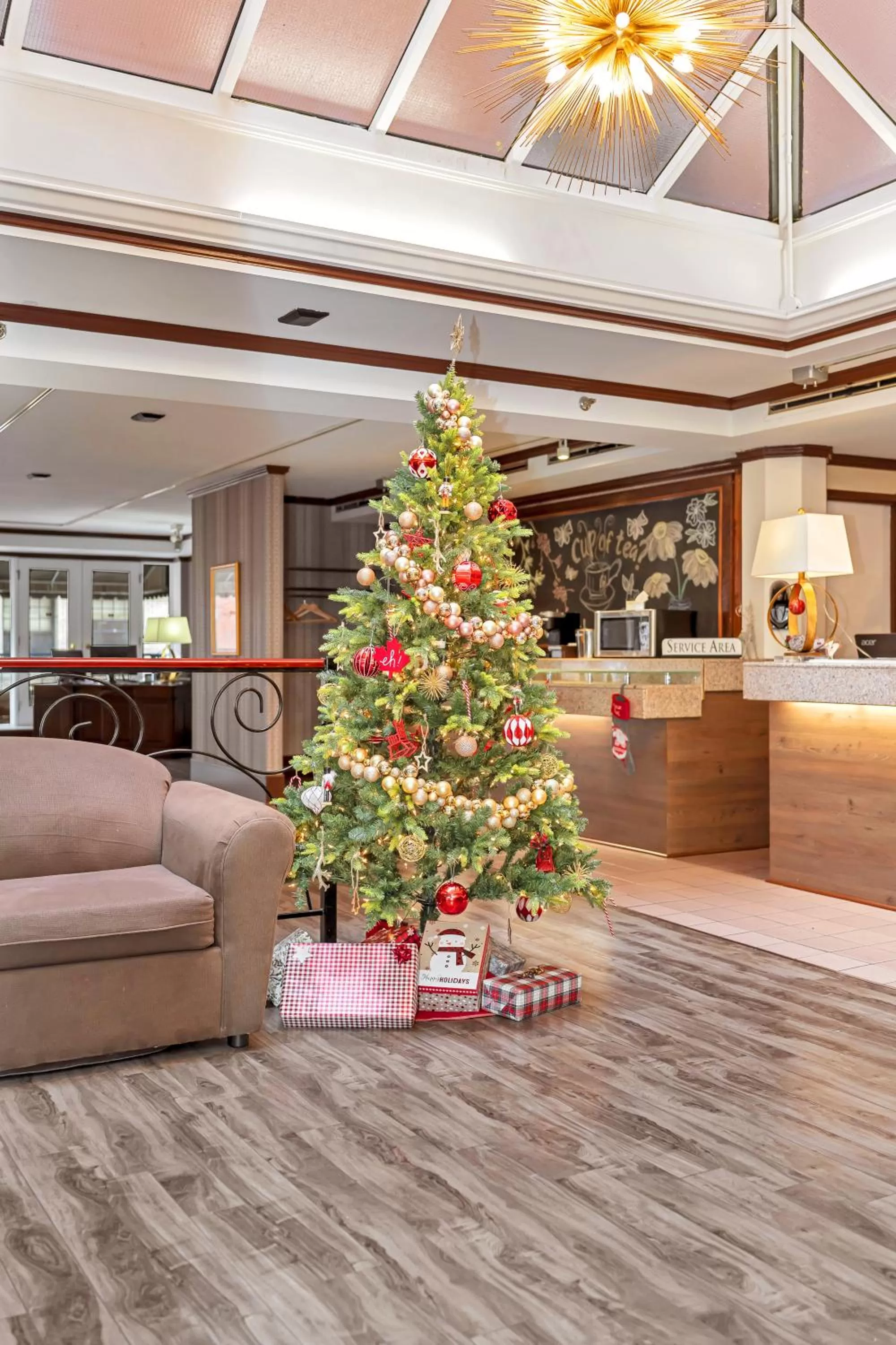 Decorative detail in The Bedford Regency Hotel