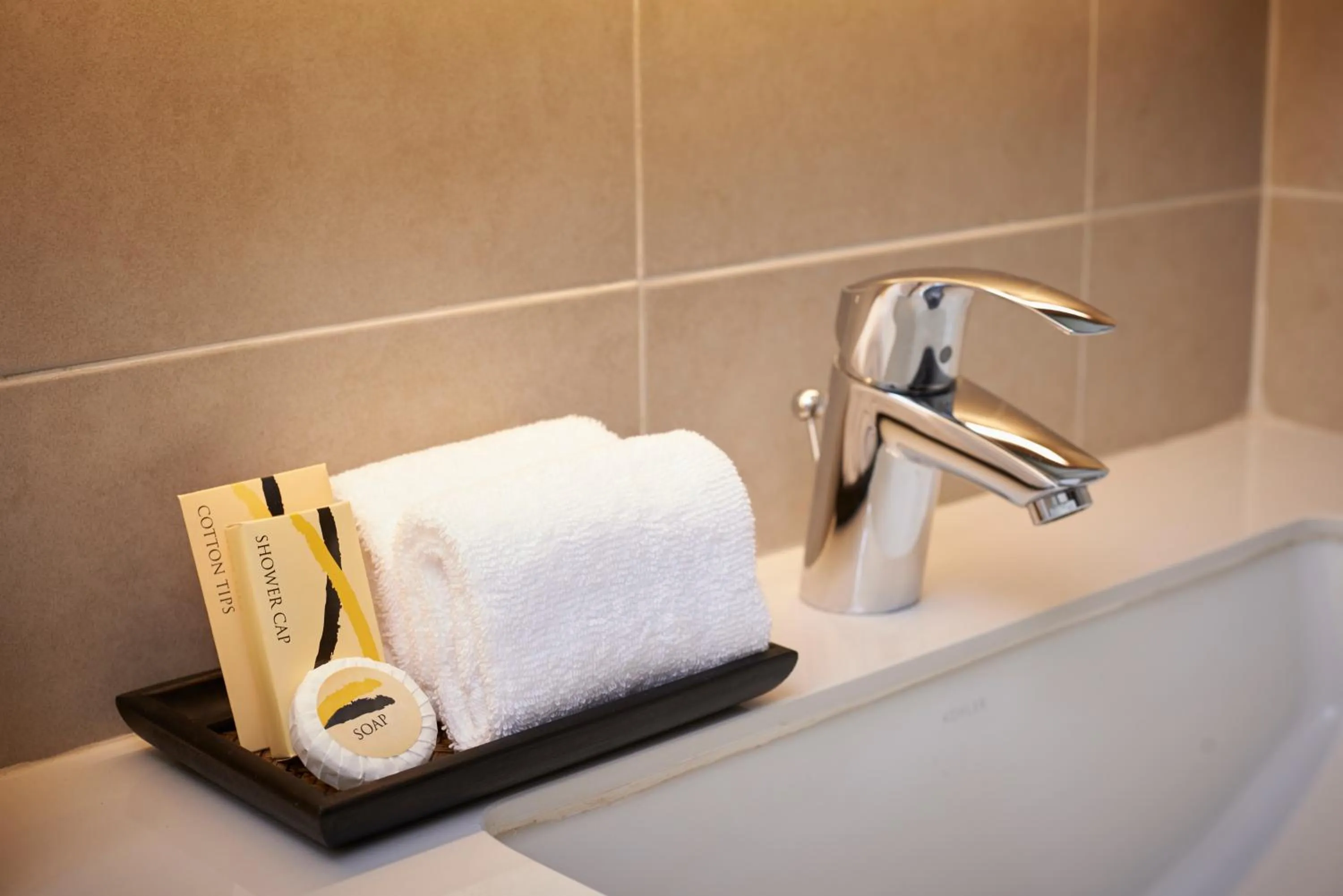 Bathroom in Amp Am House Bangkok Hotel