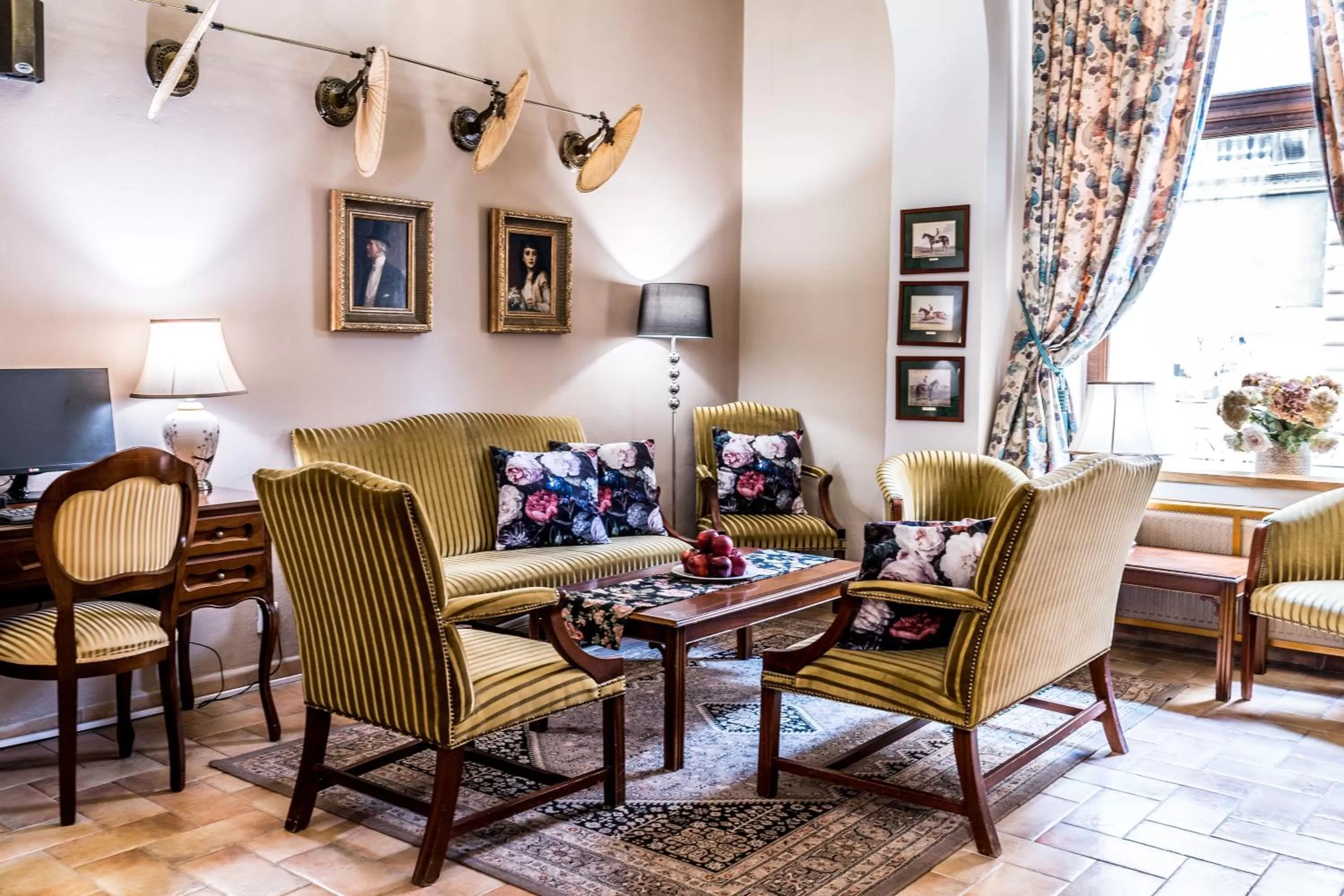 Lobby or reception in Hotel Julian