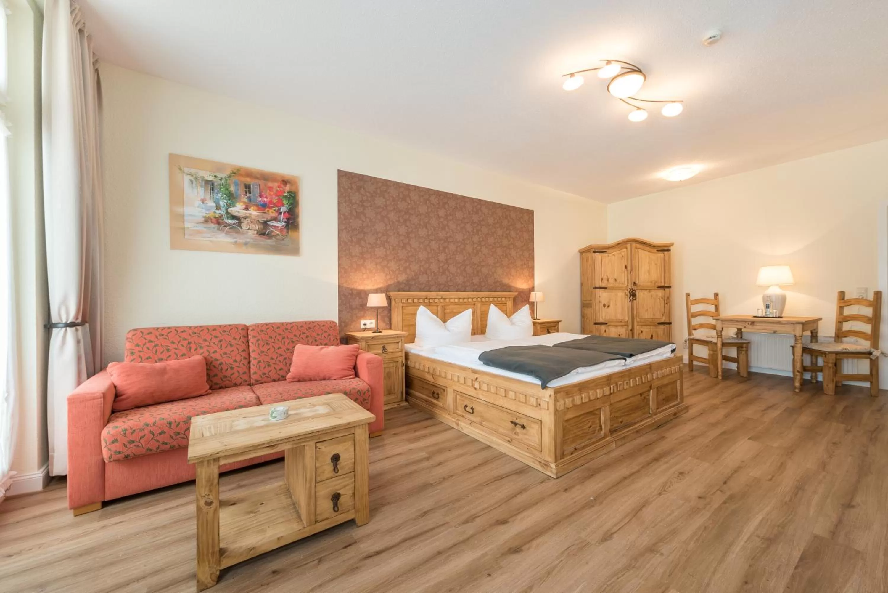 Photo of the whole room in Hotel Villa Waldfrieden