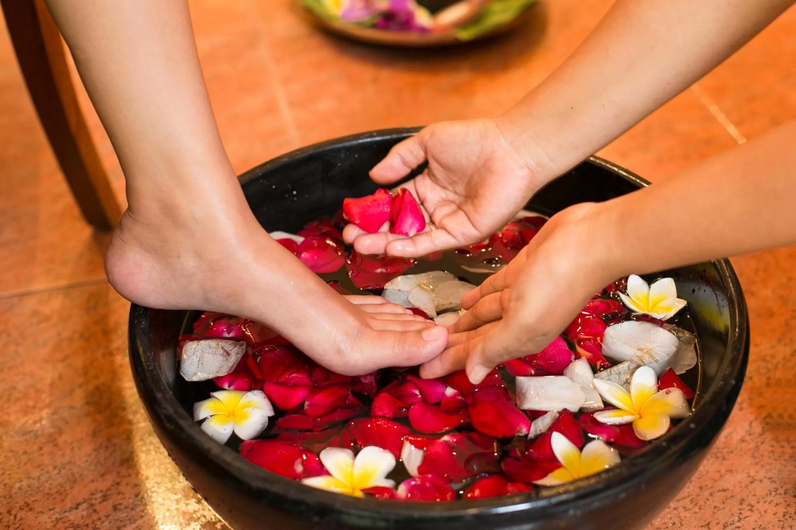 Massage in Parigata Resorts and Spa