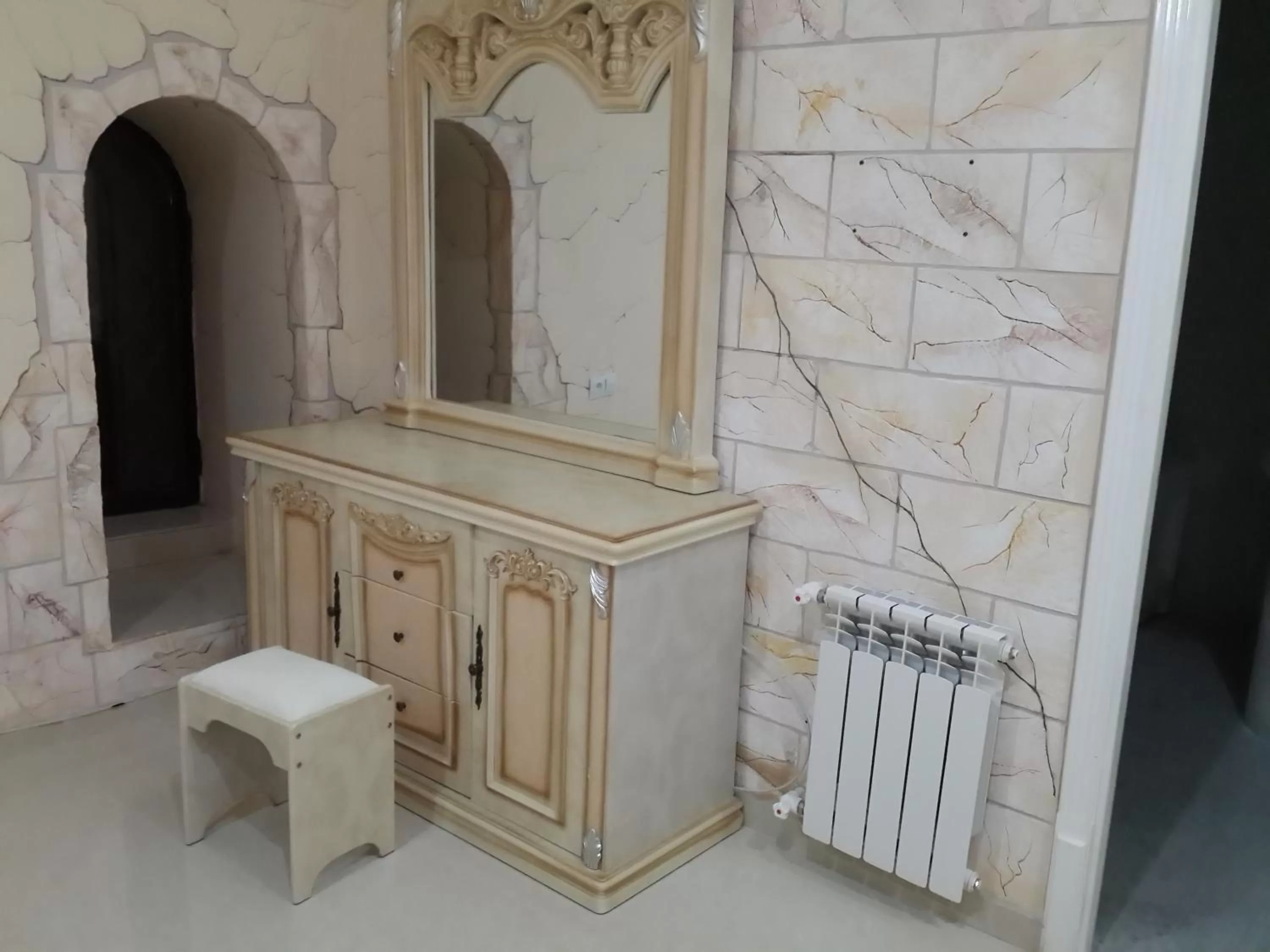 Decorative detail, Bathroom in Venezia Palazzo Hotel