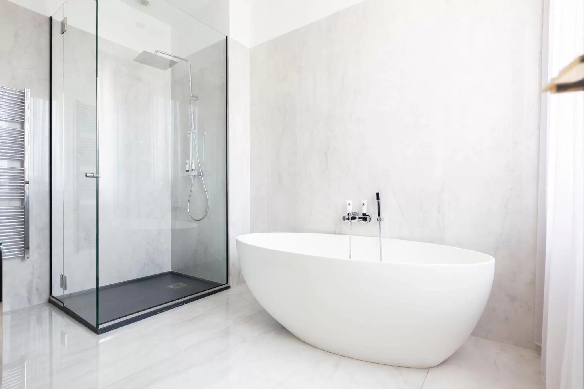 Shower in Hôtel Restaurant le Touring - Teritoria