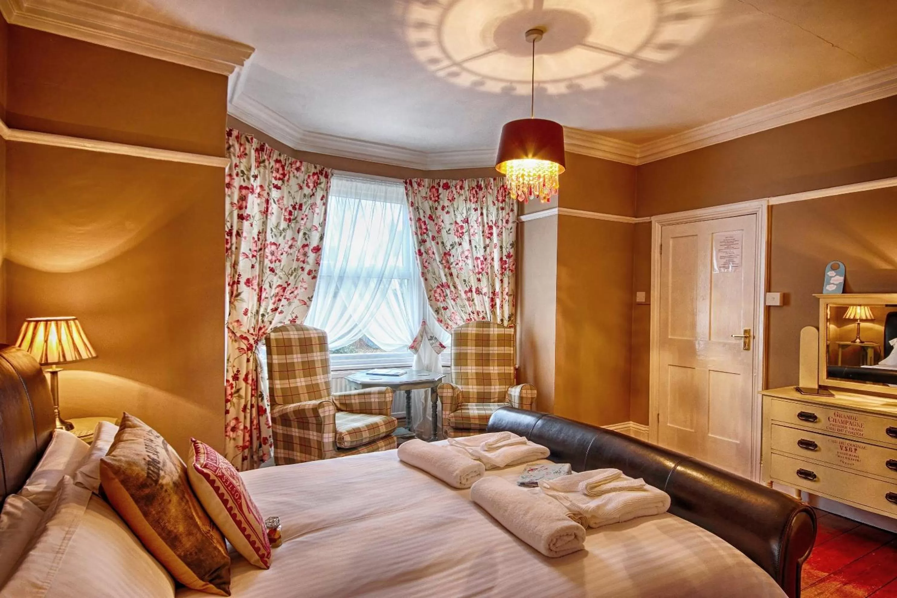 Bed in Hooray Henrys